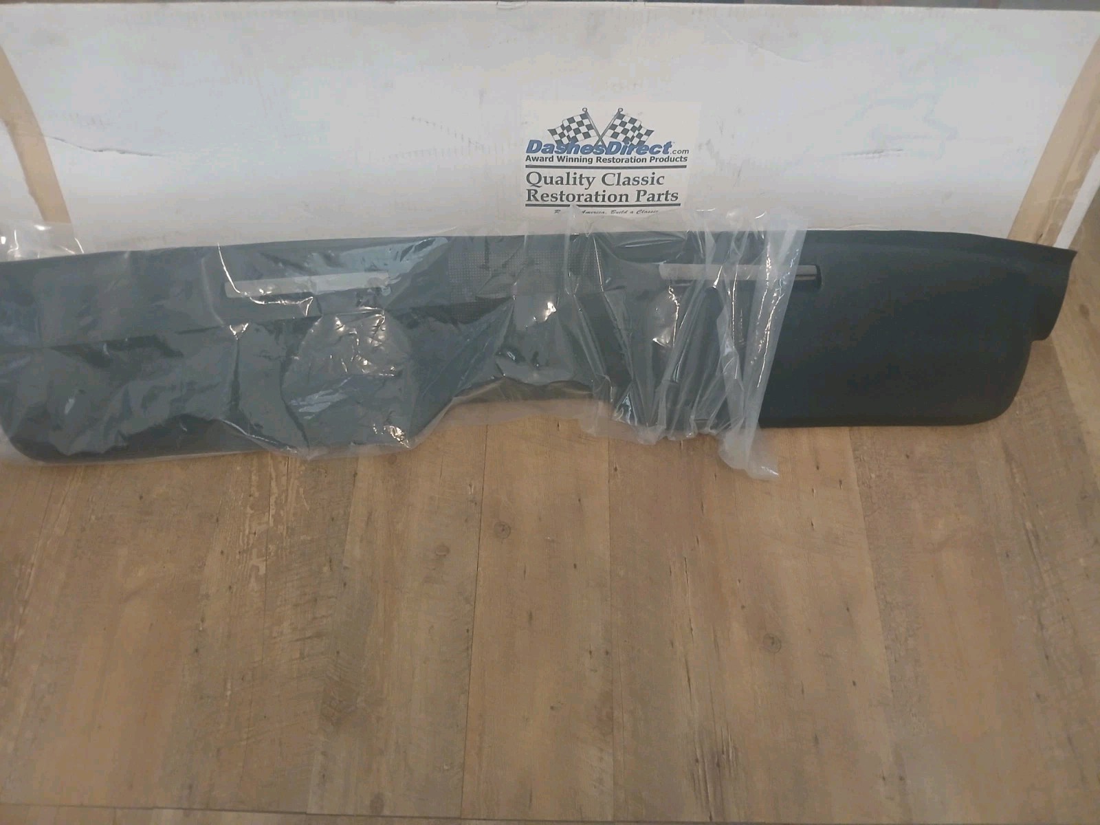 Dash Pad Reproduction Black Mustang 1967-1968 DASHES DIRECT.