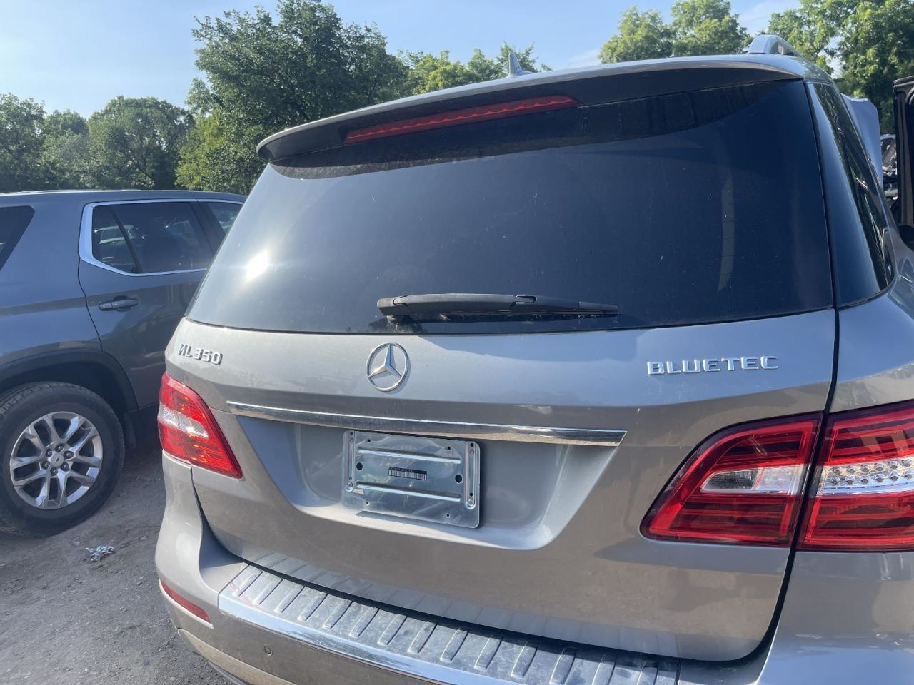 Rear Trunk Hatch Lid Liftgate 2013-2015 Mercedes Benz ML350 792 Gray  1033045