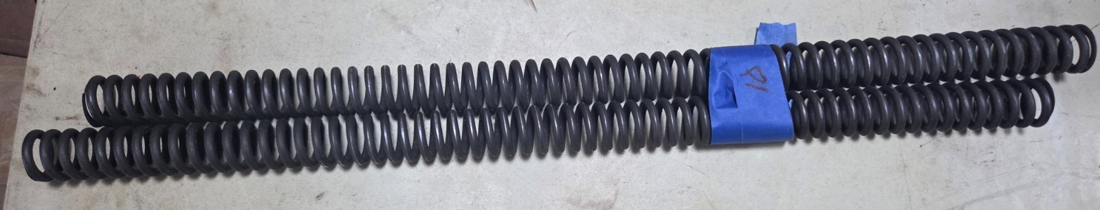 Harley-Davidson 35mm Front Fork Springs Shovelhead Ironhead Sportster Harley-Davidson 35mm Front Fork Springs Shovelhead Ironhead Sportster