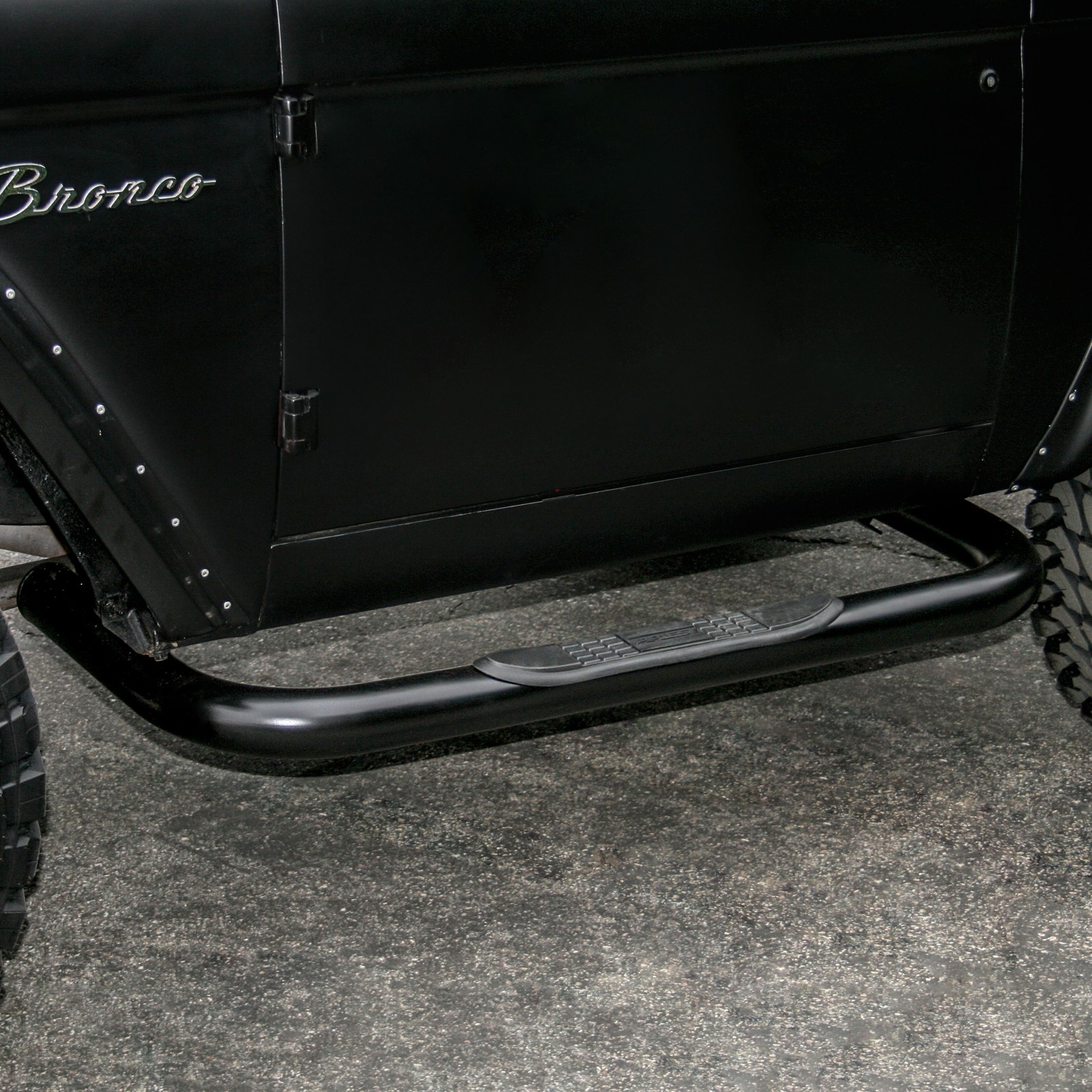 Aries 3in Round Semi Gloss Black Nerf Bars Steps Running Boards for 66-72 Bronco