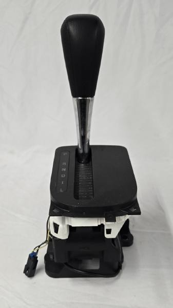 2006-2011 Chevy HHR Automatic Floor Gear Shifter Assembly OEM