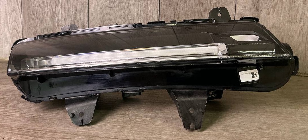 2020-2025 Cadillac XT6 LH LED DRL 84962805 BROKEN CONNECTOR