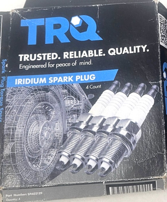 TRQ Iridium Spark Plugs 4 Pack SPA02129  New (Open Box)