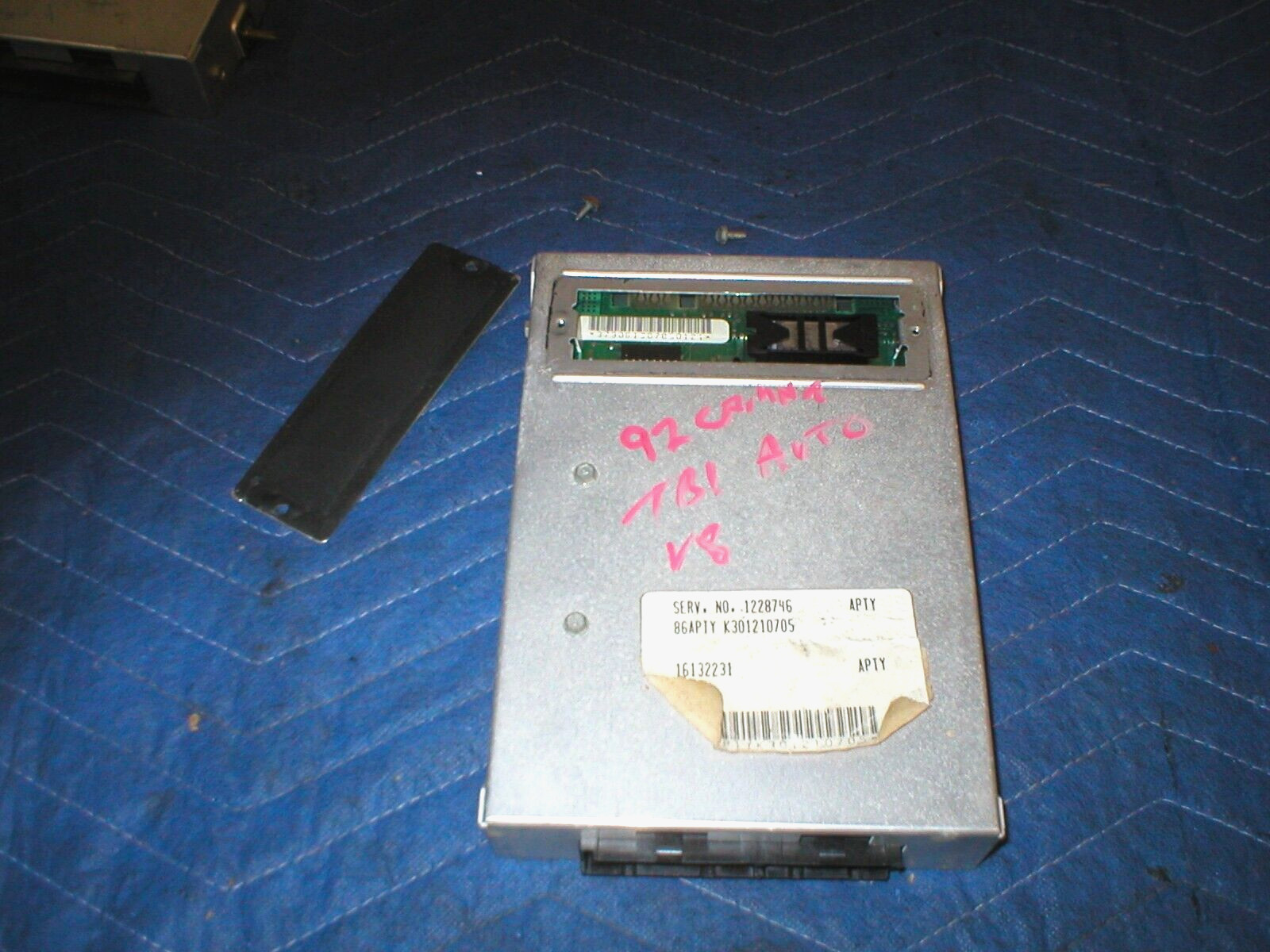 1988-1992 V-8 auto. trans. PROM APTY Serv# 1228746 Camaro Firebird ECM TBI GM 1988-1992 V-8 auto. trans. PROM APTY Serv# 1228746 Camaro Firebird ECM TBI GM