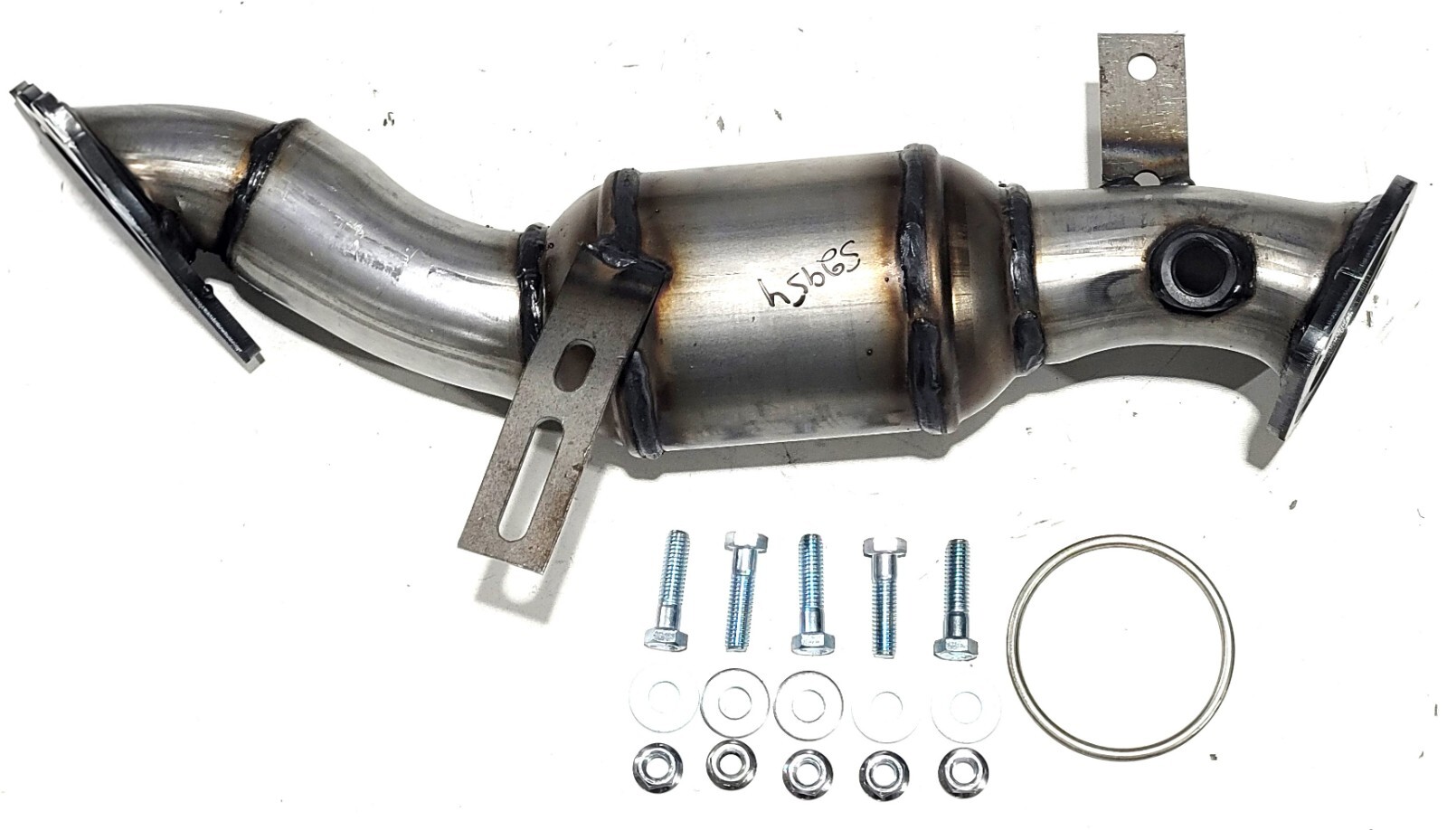 2013 -2016 Cadillac ATS 2.5L Front Catalytic Converter