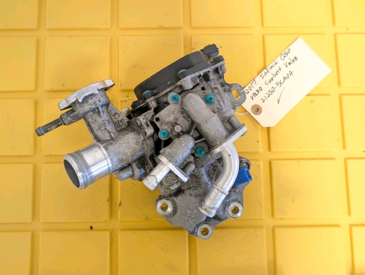 ✅ 2016-2024 Infiniti Q50 Q60 3.0T VR30 Coolant Multi-Way Control Valve OEM 21250