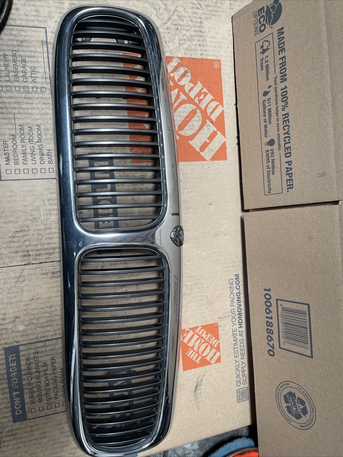 JAGUAR XJ6, X300, XJR 1994-2003  FRONT GRILLE CHROME HNC5504BB