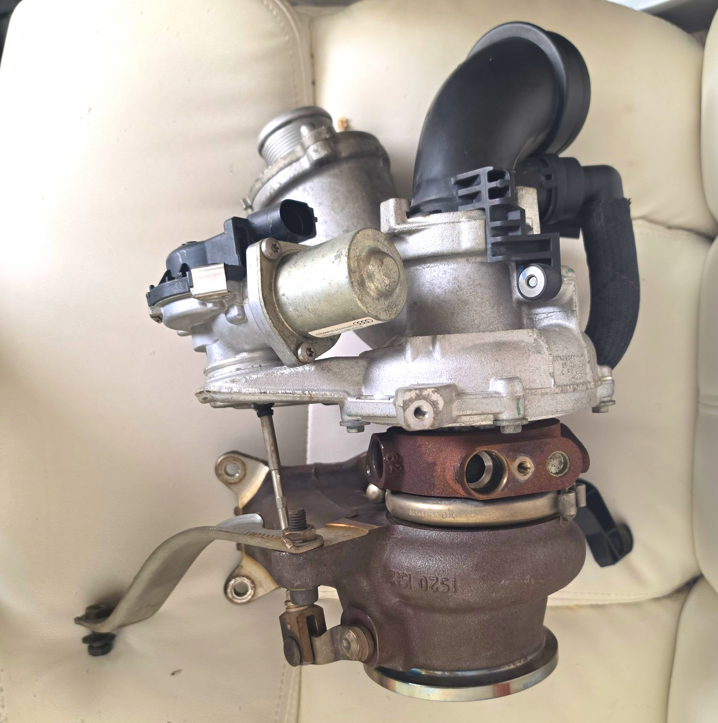IHI IS20 Turbocharger For Audi/VW 2.0L EA888