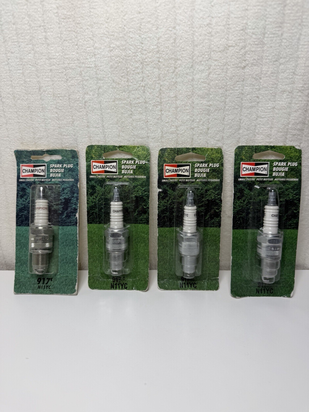 4 Pc. CHAMPION SPARK PLUGS 917c N11YC NEW SEALED