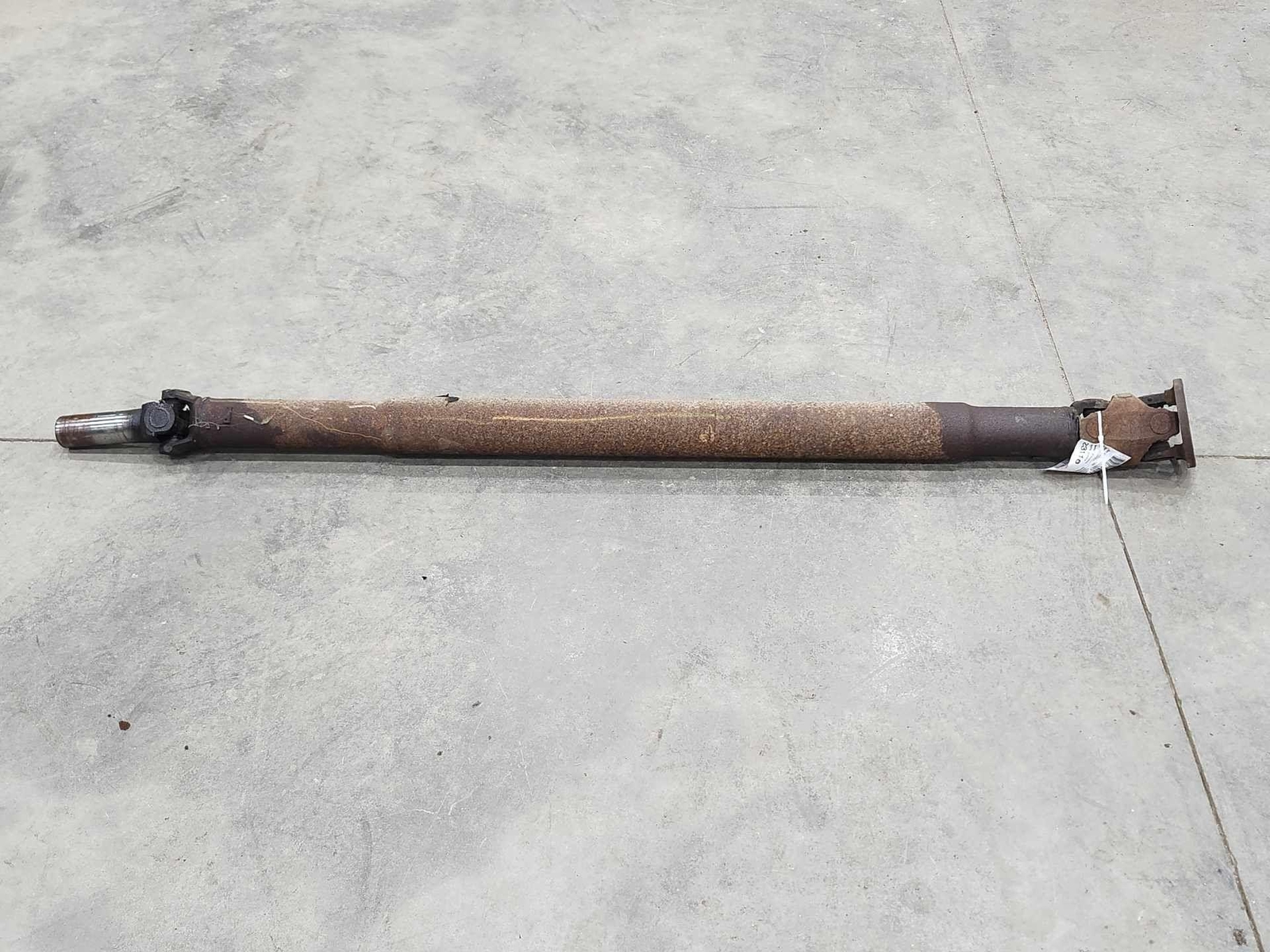 76-79 Cadillac Seville Rear Driveshaft Propeller Shaft Assembly OEM 07819801