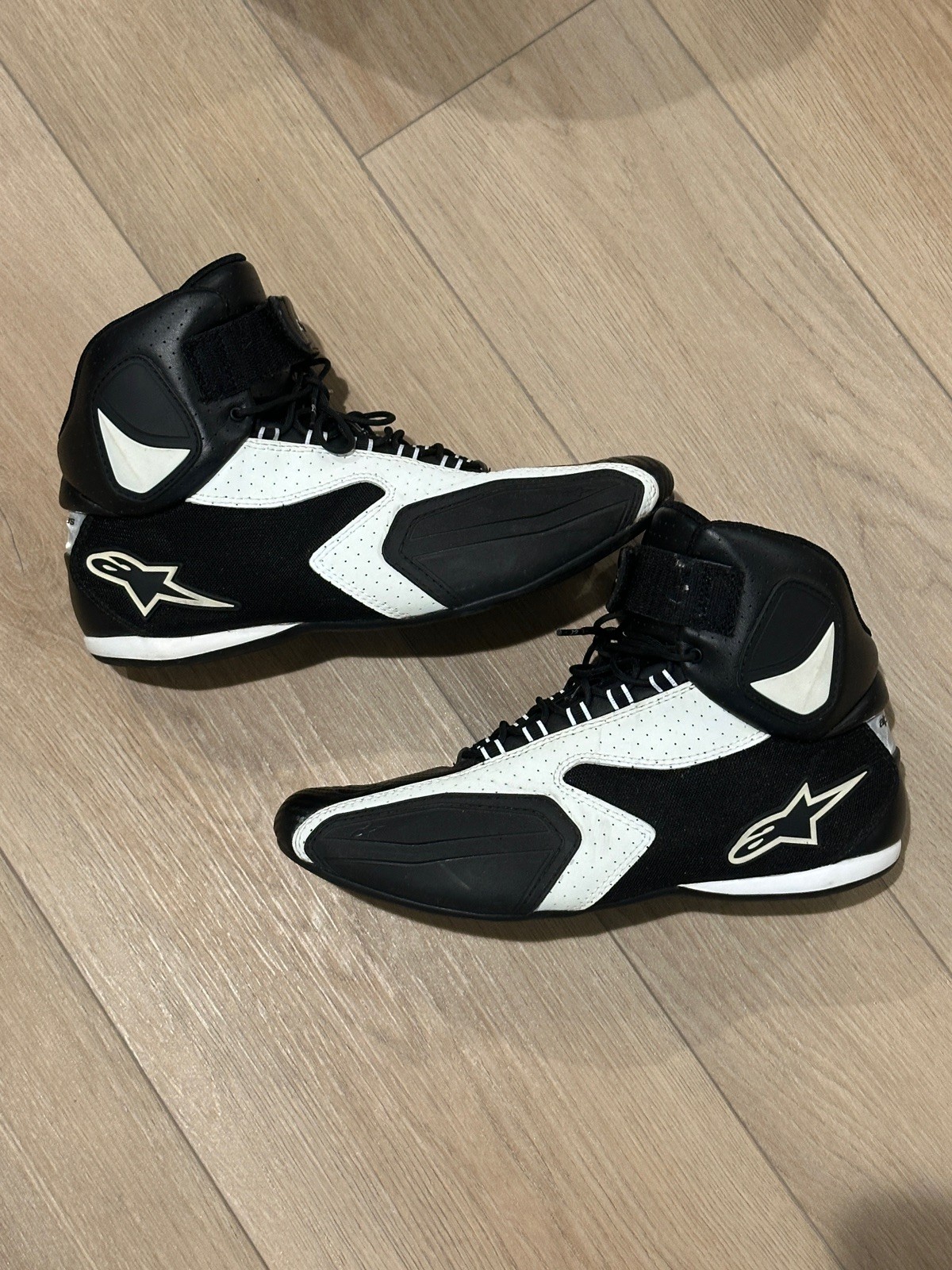 Alpinestars SMX-1 Motorcycle Boots US 11.5 Men’s Like New Black/white 