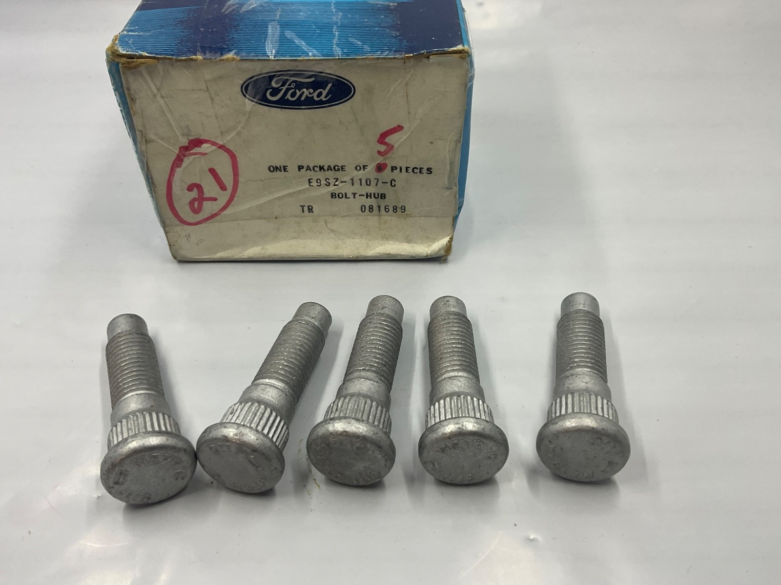 5 NOS E9SZ-1107-C Front Hub Bolts Wheel Studs Thunderbird Cougar 5 NOS E9SZ-1107-C Front Hub Bolts Wheel Studs Thunderbird Cougar