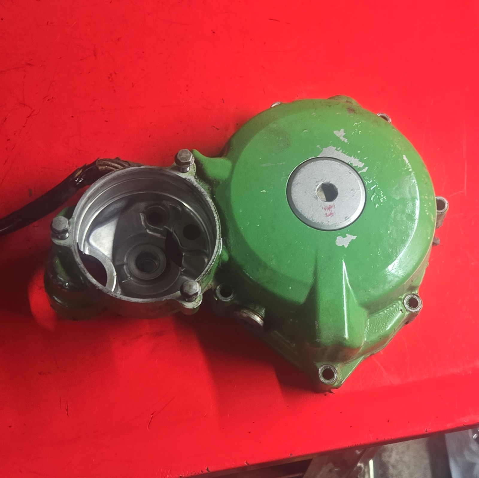 03-08 SUZUKI LTZ 400 Magneto Stator Side Cover Left Crankcase Cover DVX KFX