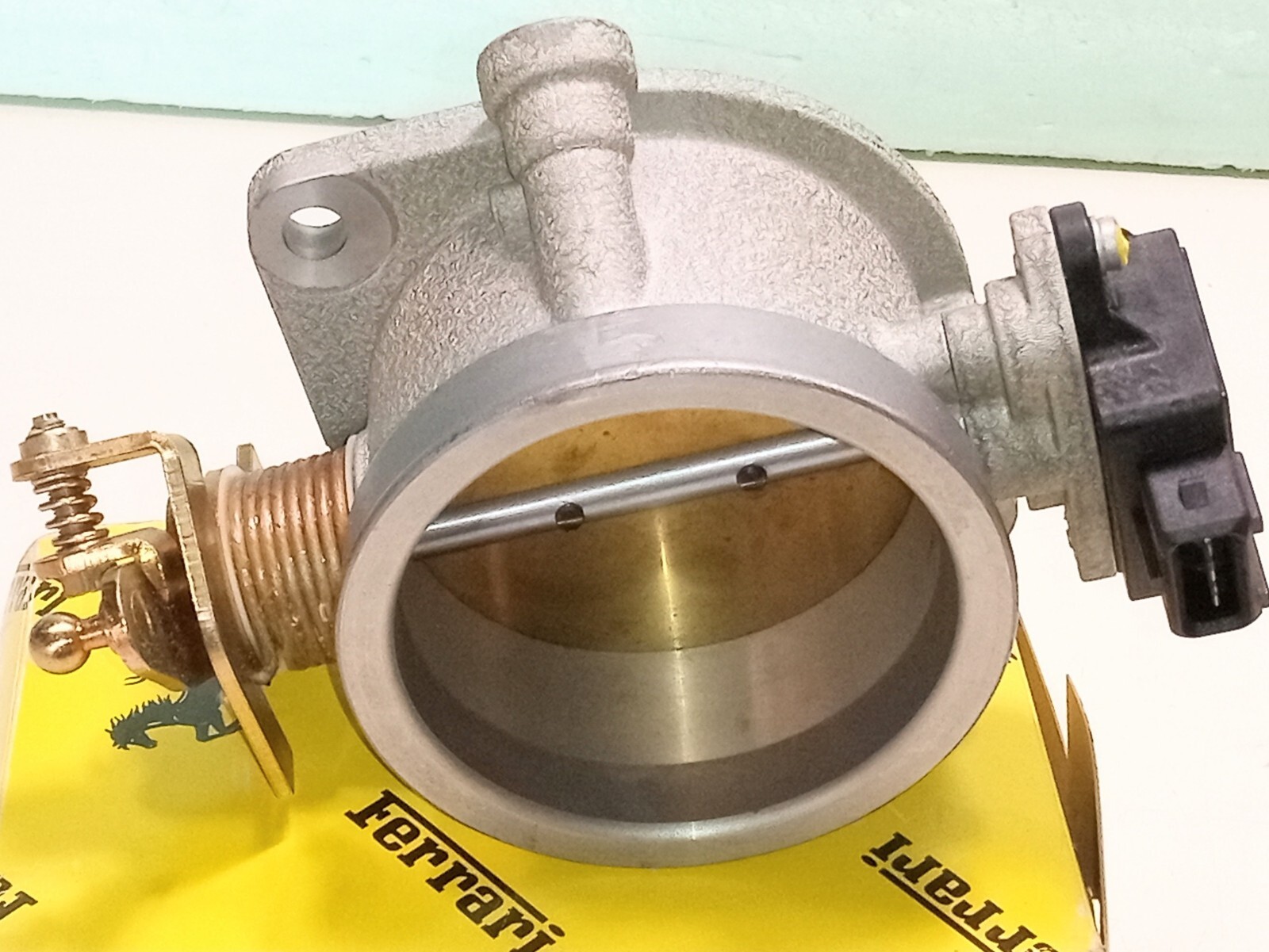 Ferrari 512  Engine Intake Manifold Throttle Body_146632_512 TR_512 M_Testarossa