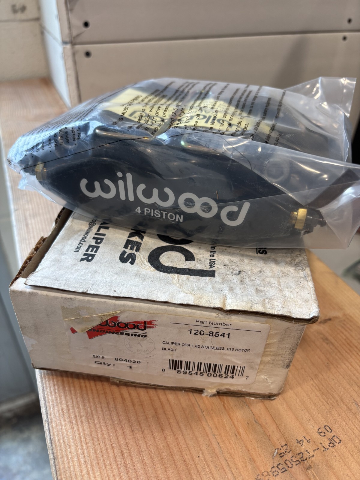 Wilwood DynaPro Black Radial Mount Disc Brake Caliper 120-8541 120-8541-BK Wilwood DynaPro Black Radial Mount Disc Brake Caliper 120-8541 120-8541-BK