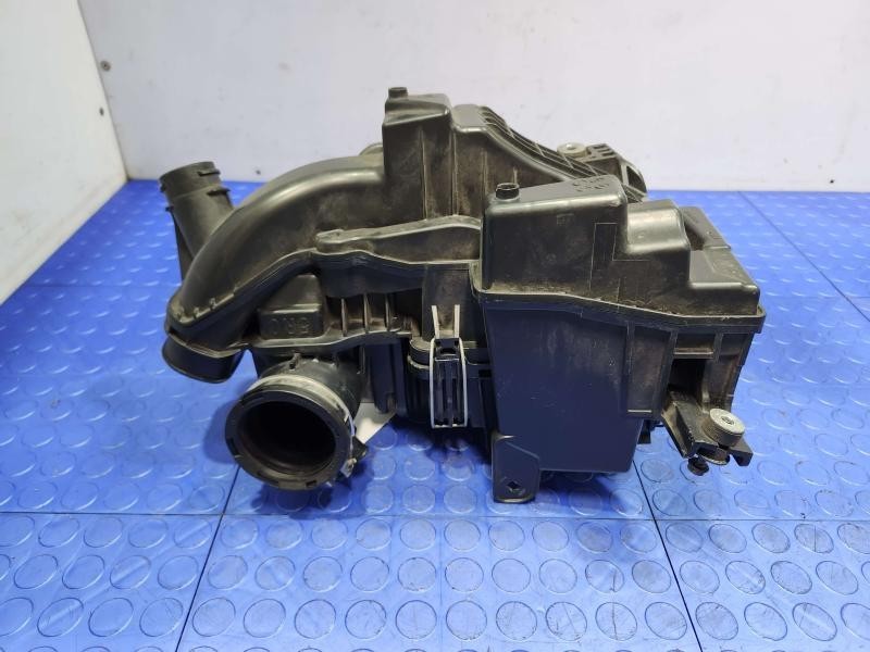 2015 2019 Honda Fit Air Cleaner Assembly FWD 4CYL 1.5L OEM USED
