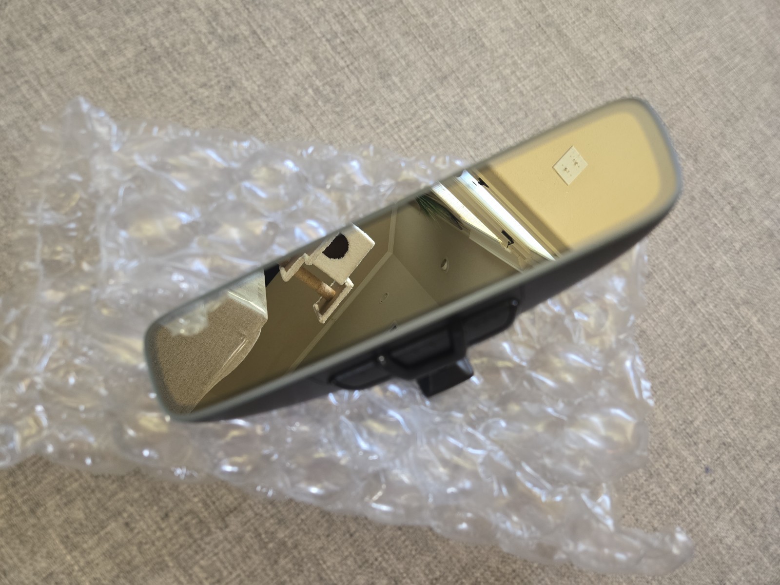 18-2027 Chevrolet Buick GMC Garage Door Opener Package Rearview Mirror 84350235