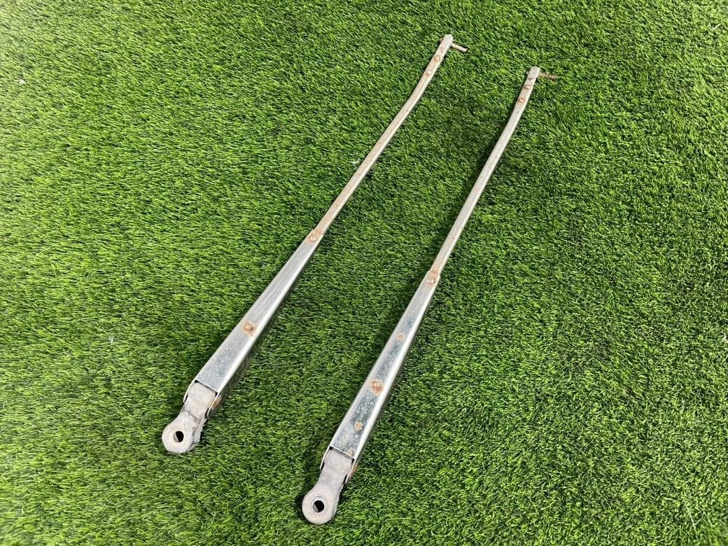 Maserati Quattroporte 1980 Windshield Wiper Set OEM