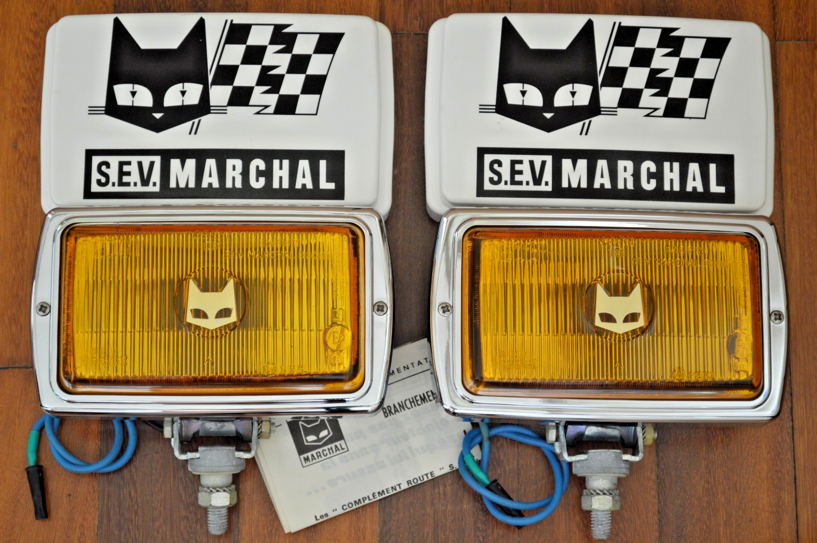 Vtg NOS MARCHAL 850 GT FOG LIGHTS W / COVERS Jeep CJ7 JAMBOREE Wagoneer Cherokee