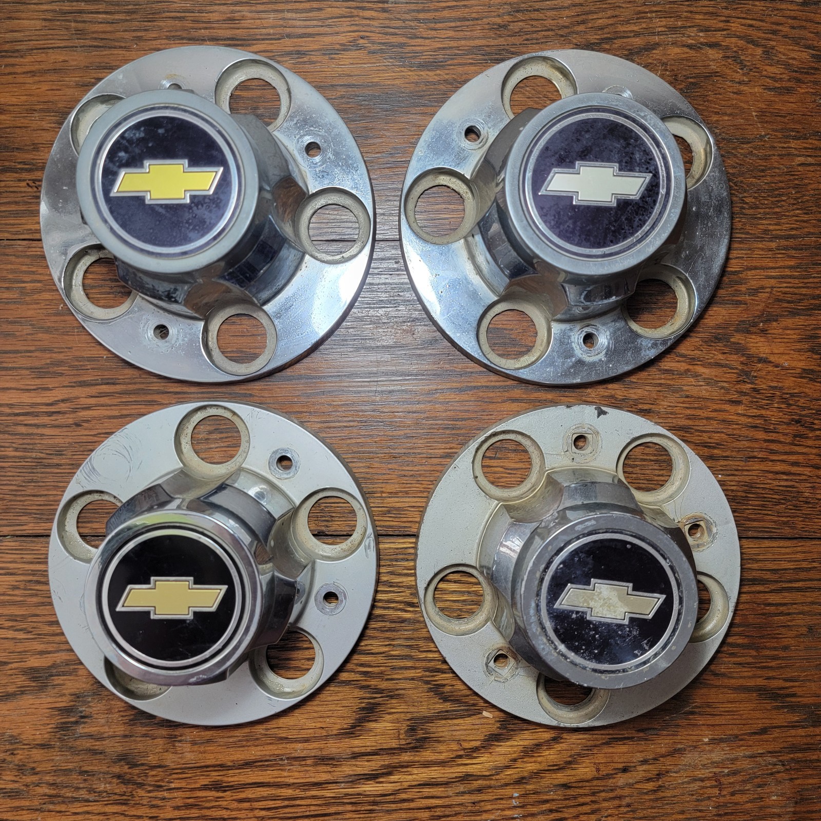 Used GM OEM 1973-1987 Chevy Truck Rally wheel Center Caps set Silverado 5 Lug Used GM OEM 1973-1987 Chevy Truck Rally wheel Center Caps set Silverado 5 Lug
