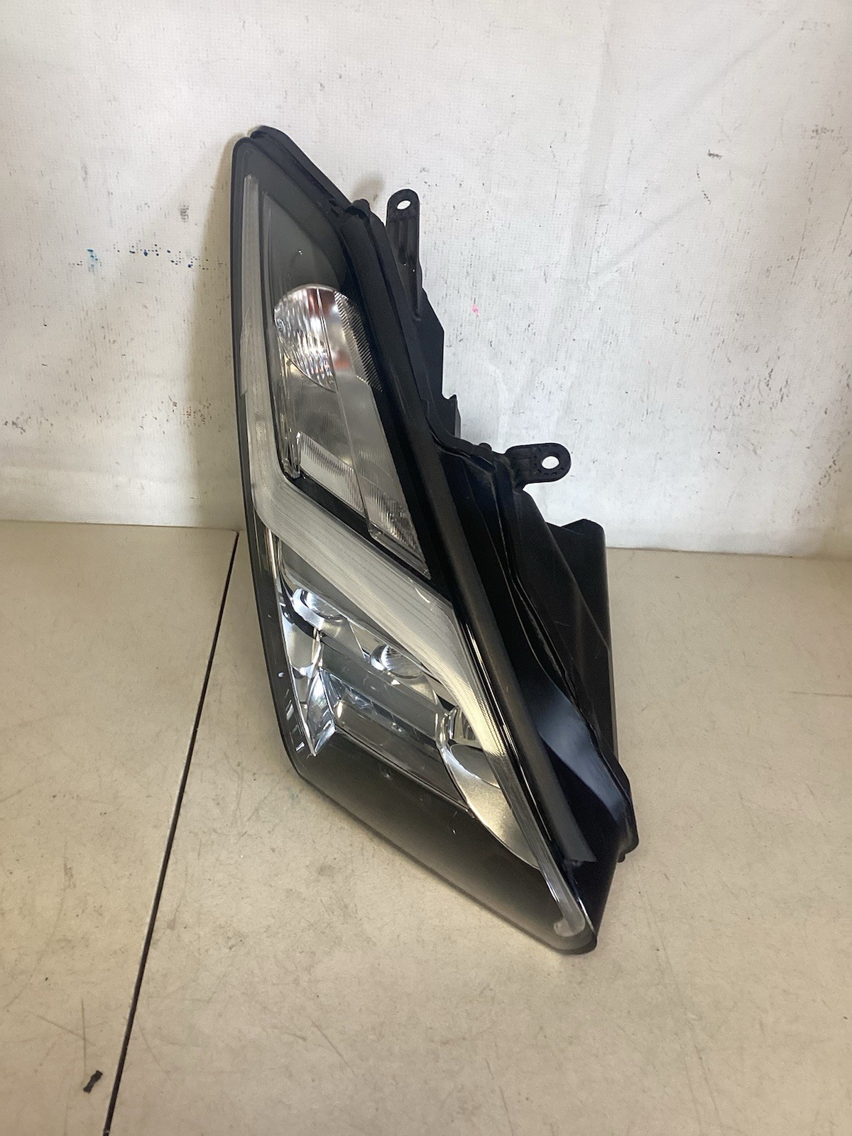 2014-2022 NISSAN GT-R  HEADLIGHT LED RIGHT PASSENGER SIDE RH USED OEM 