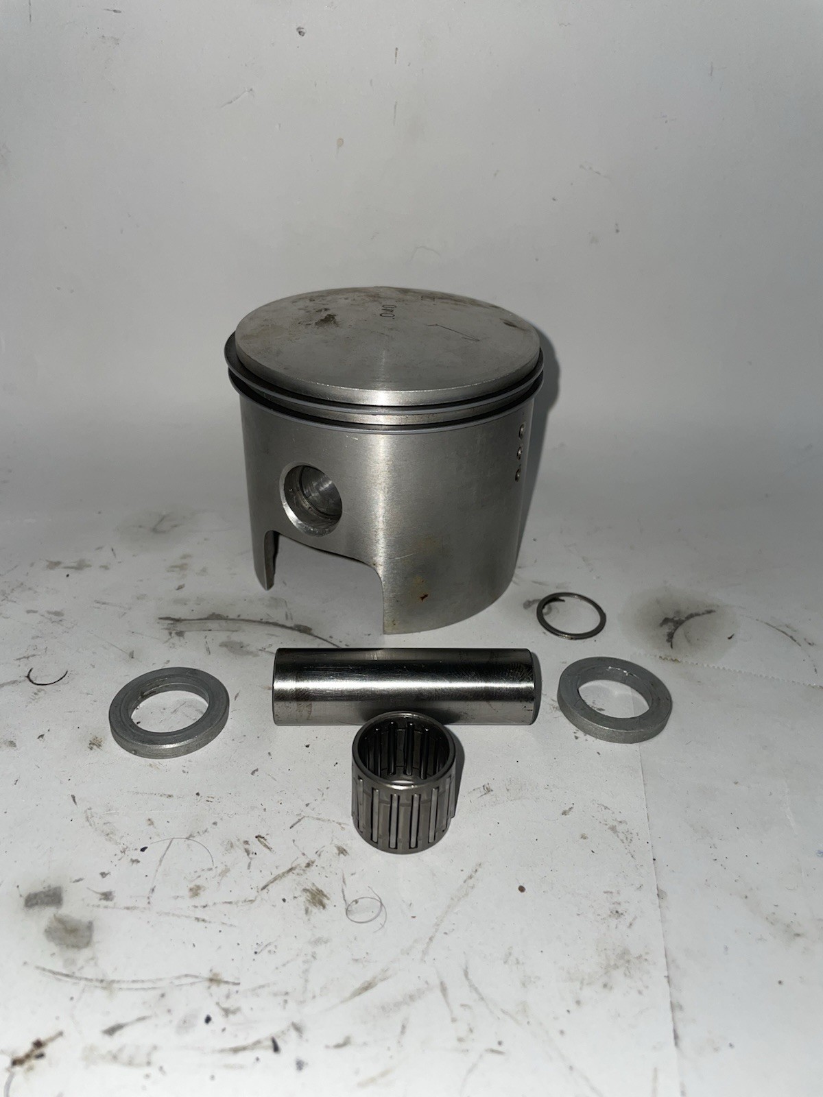1974 Bultaco Alpina 250 Wiseco Piston New Installed Never Fired Upon -Small Ding 1974 Bultaco Alpina 250 Wiseco Piston New Installed Never Fired Upon -Small Ding