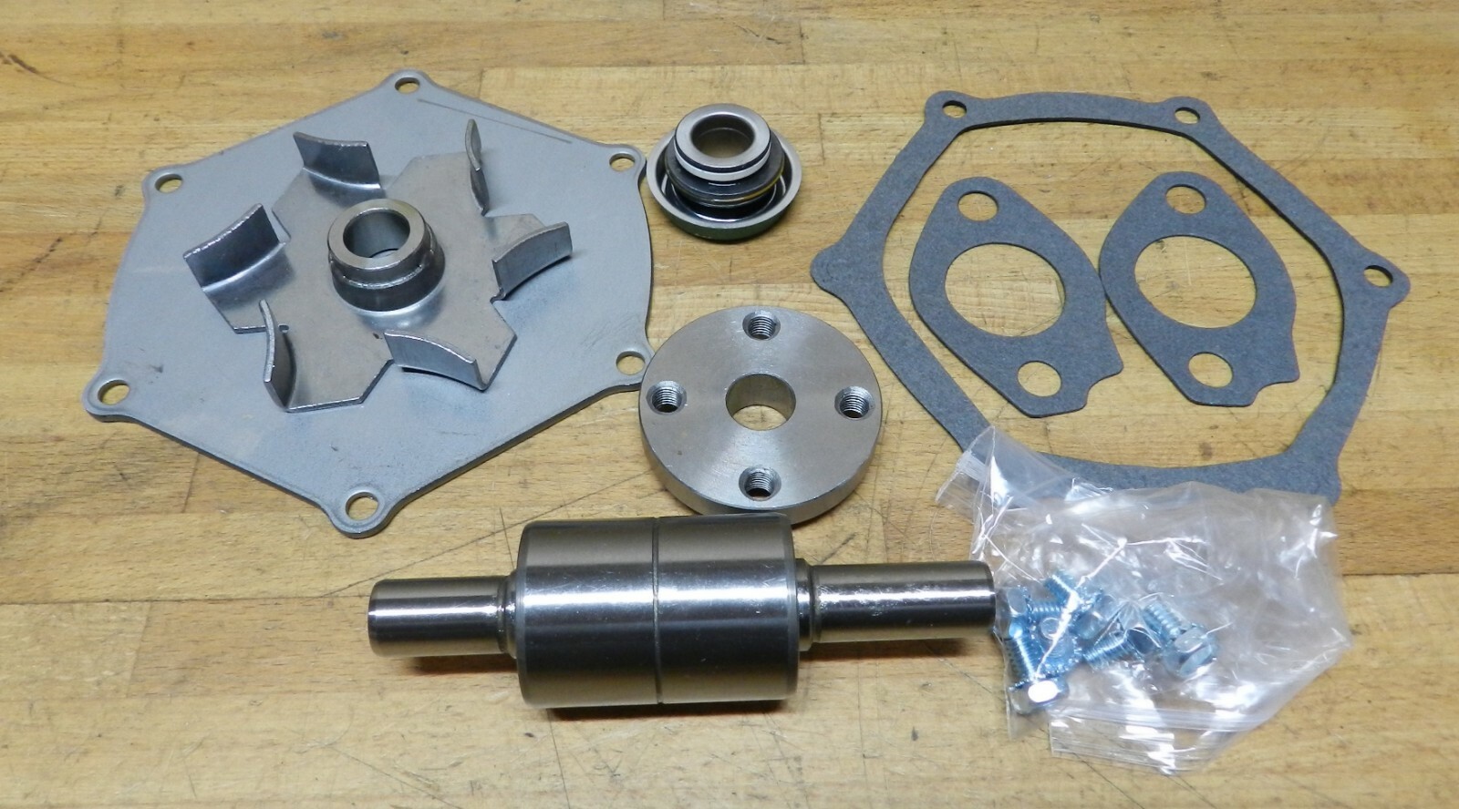 1965-68 Chevrolet Corvette, Chevelle 396 427 V8 NEW Water Pump kit 3856284