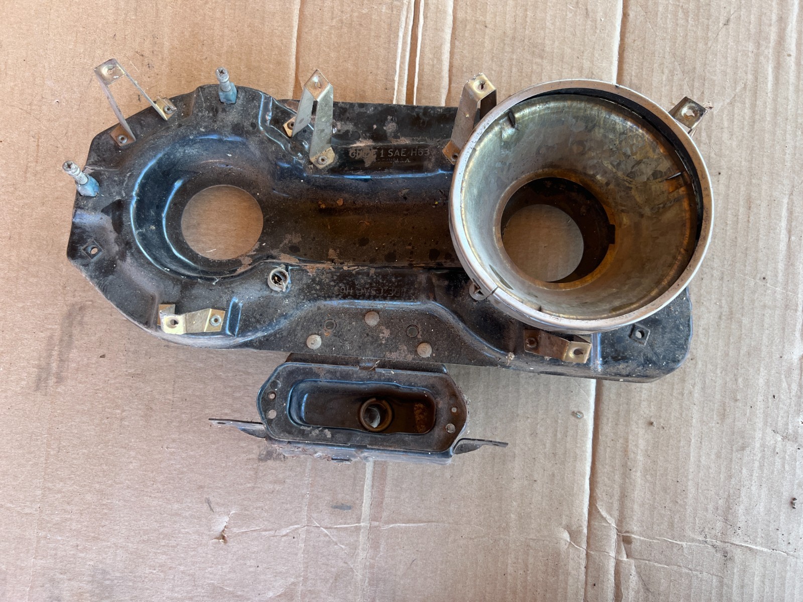 1963 63 chevy impala bel air biscayne passengers side headlight bucket bracket