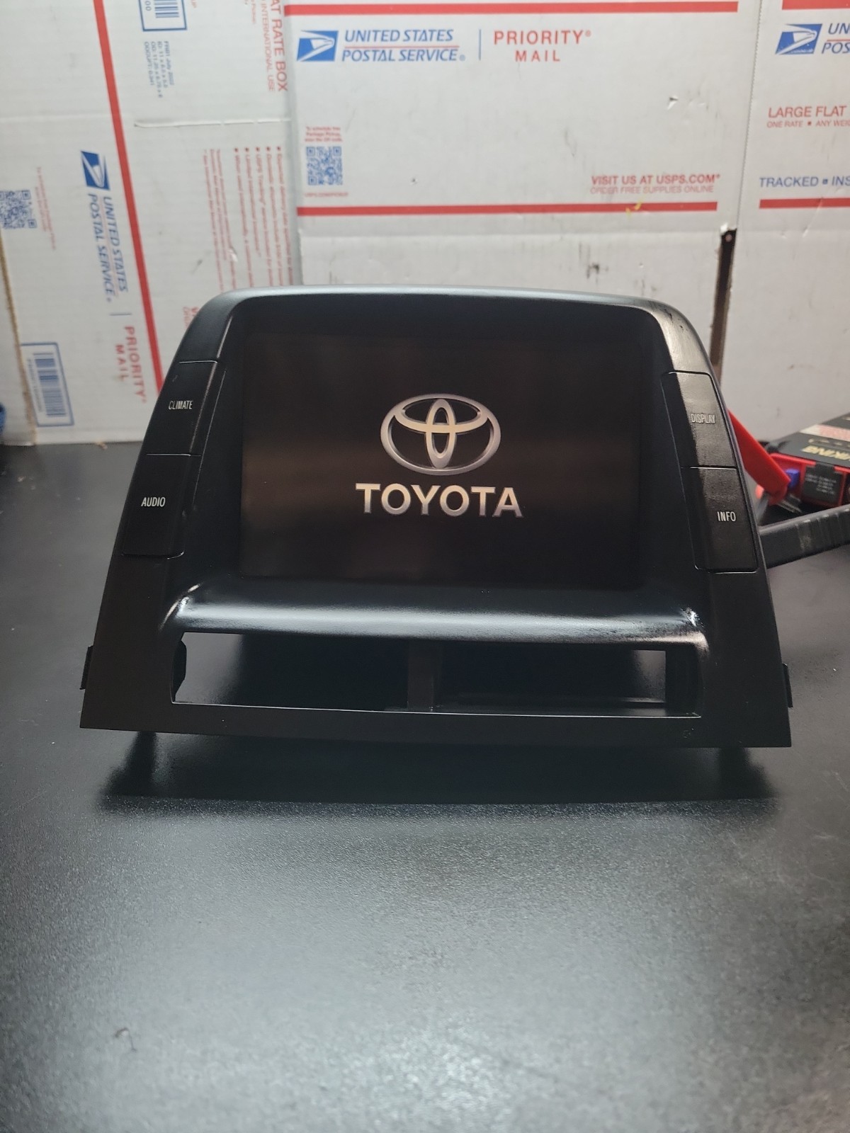 2005-2009 TOYOTA PRIUS Radio Receiver Screen Display w/ JBL 86110-47210 Tested