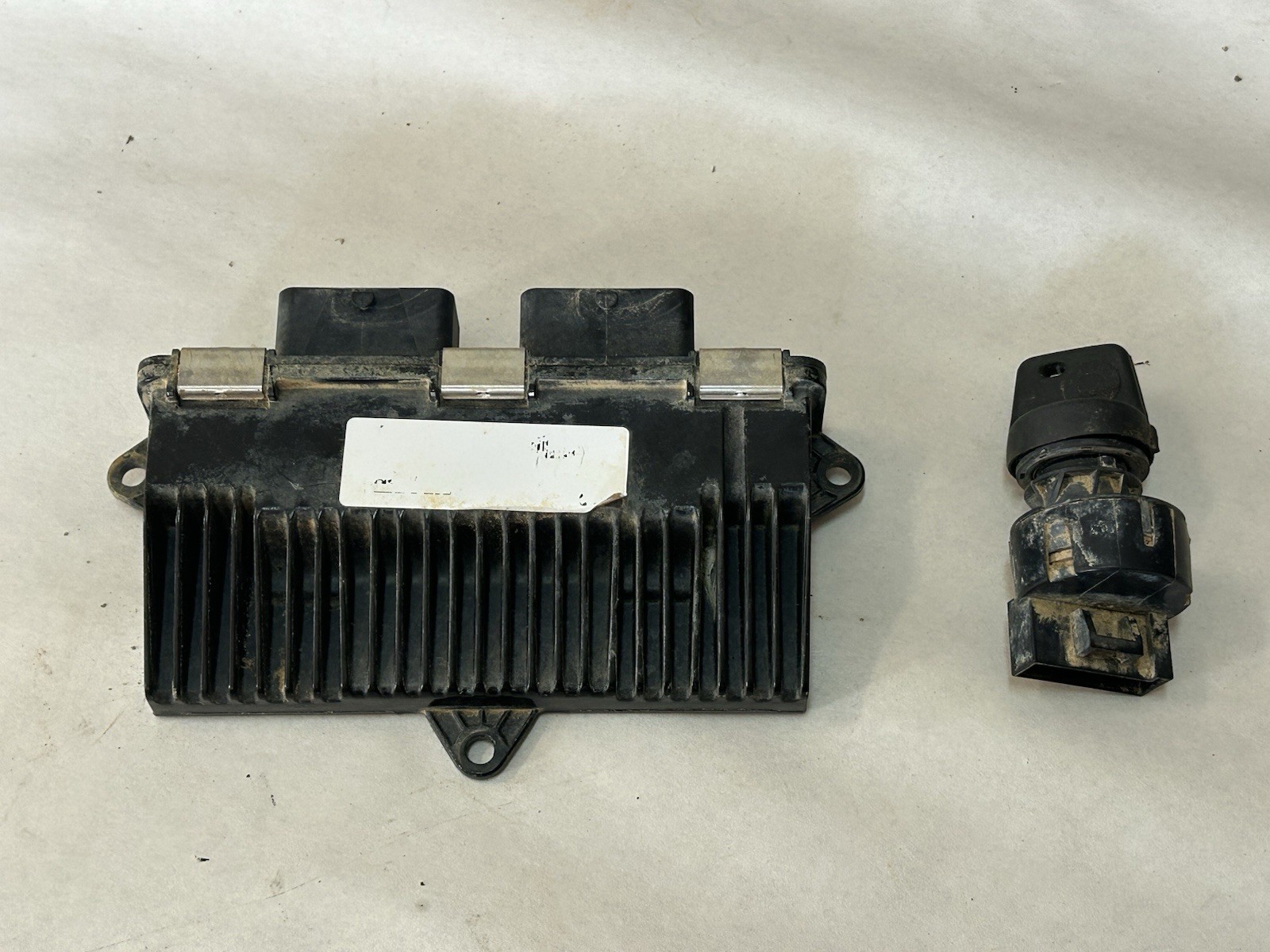 2013-2015 Can Am Maverick 1000 OEM ECU CDI ECM Computer Box Module 420264802