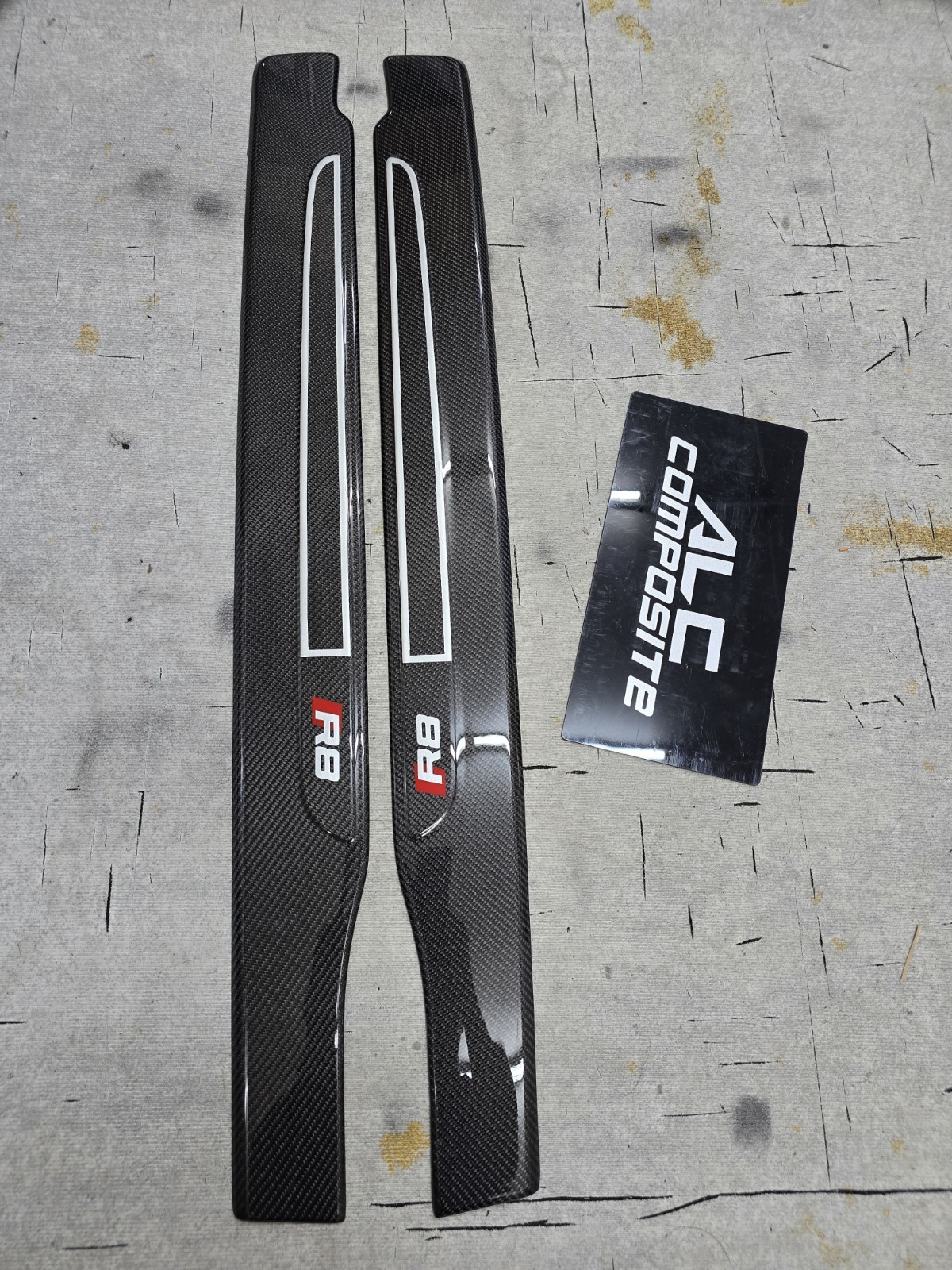 Fit For Audi R8 100% Carbon Fiber Outer Door Sill For Gen. 1 R8 2008-2015