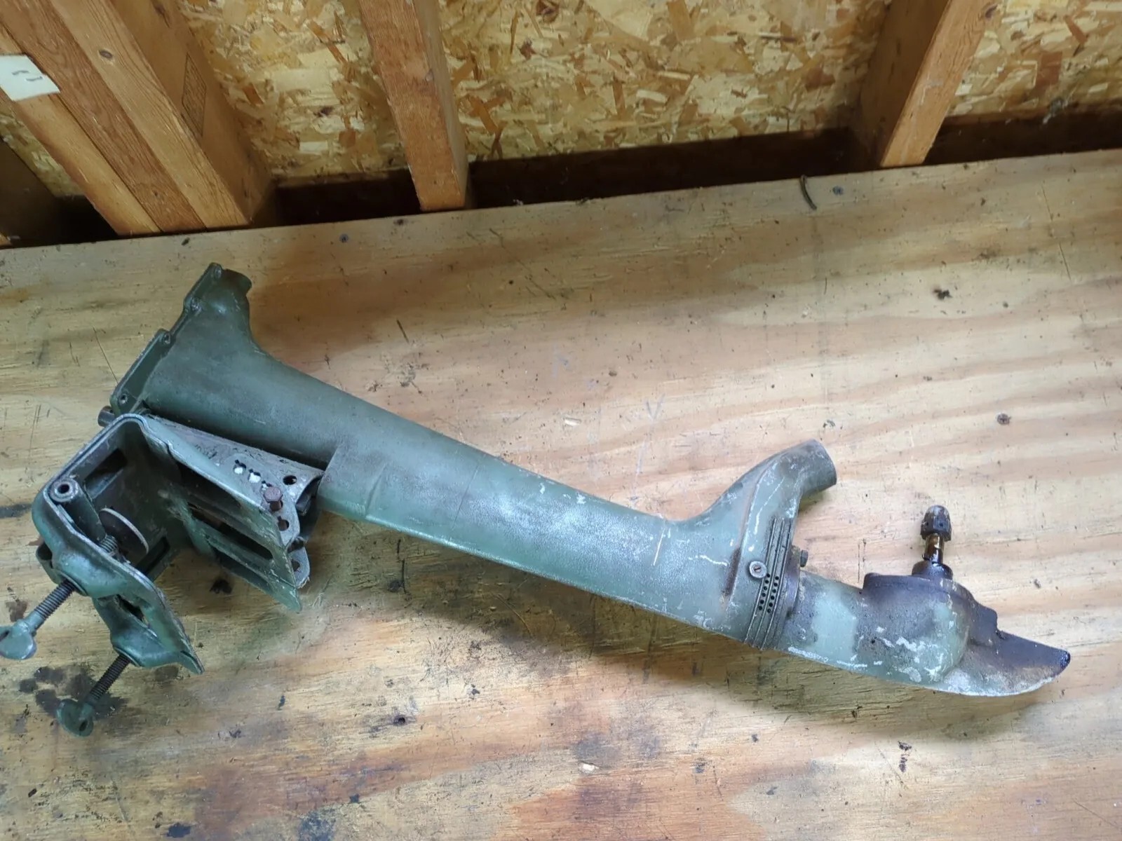 1947-1951 Sears Elgin 2.5 HP Outboard Motor Model #571.58401 Lower Unit OEM 1947-1951 Sears Elgin 2.5 HP Outboard Motor Model #571.58401 Lower Unit OEM