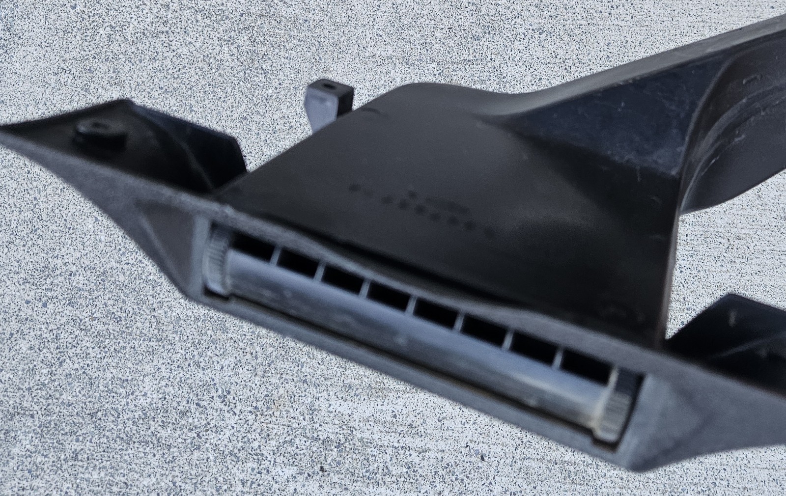 1970-72 Chevelle Monte Carlo Nice Original LH Lower Black A/C Vent 