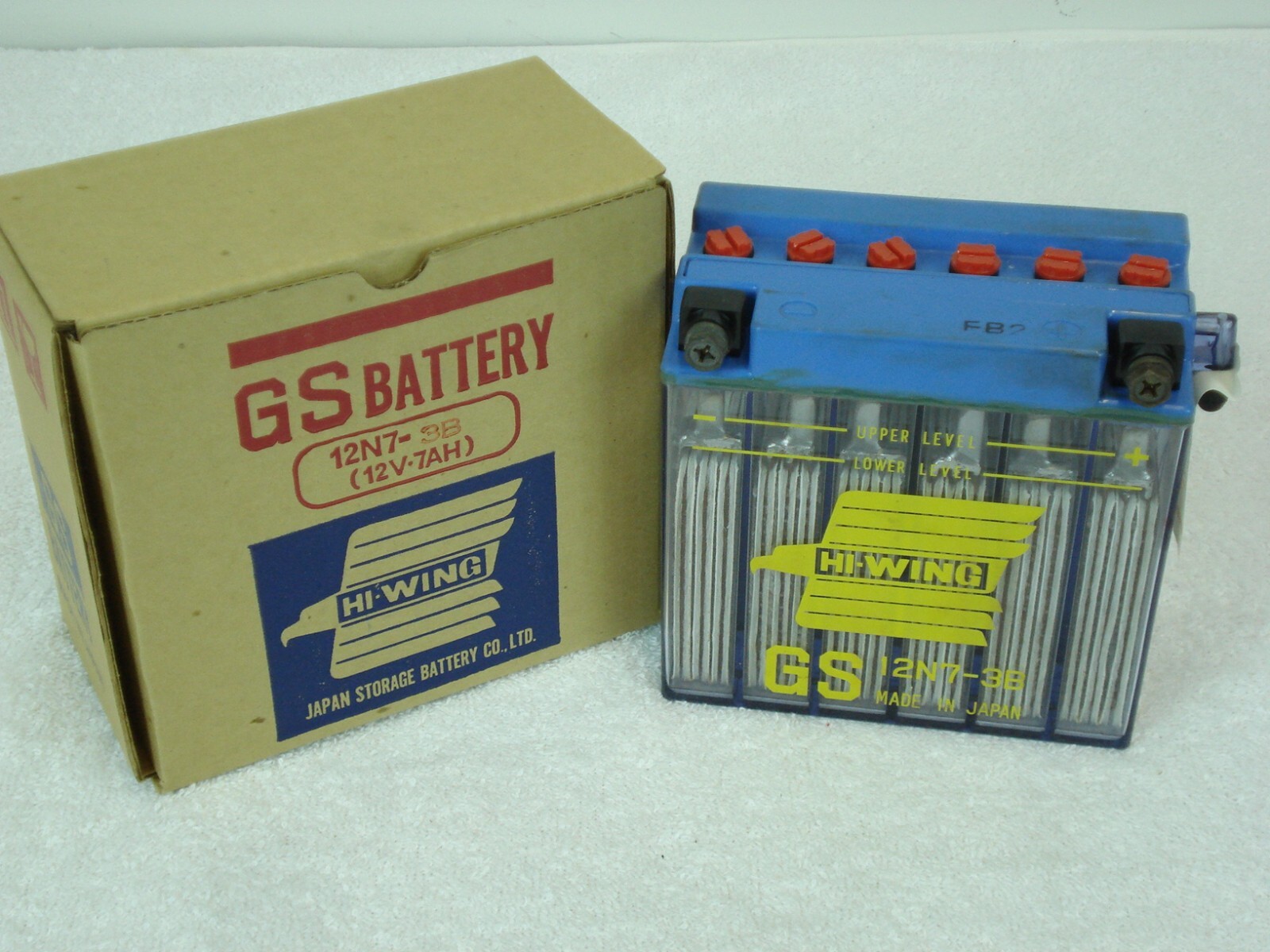 NOS HIGH QUALITY GS BATTERY 12N7-3B  12V 7AH HIGH WING  CLEAR CASE  JAPAN