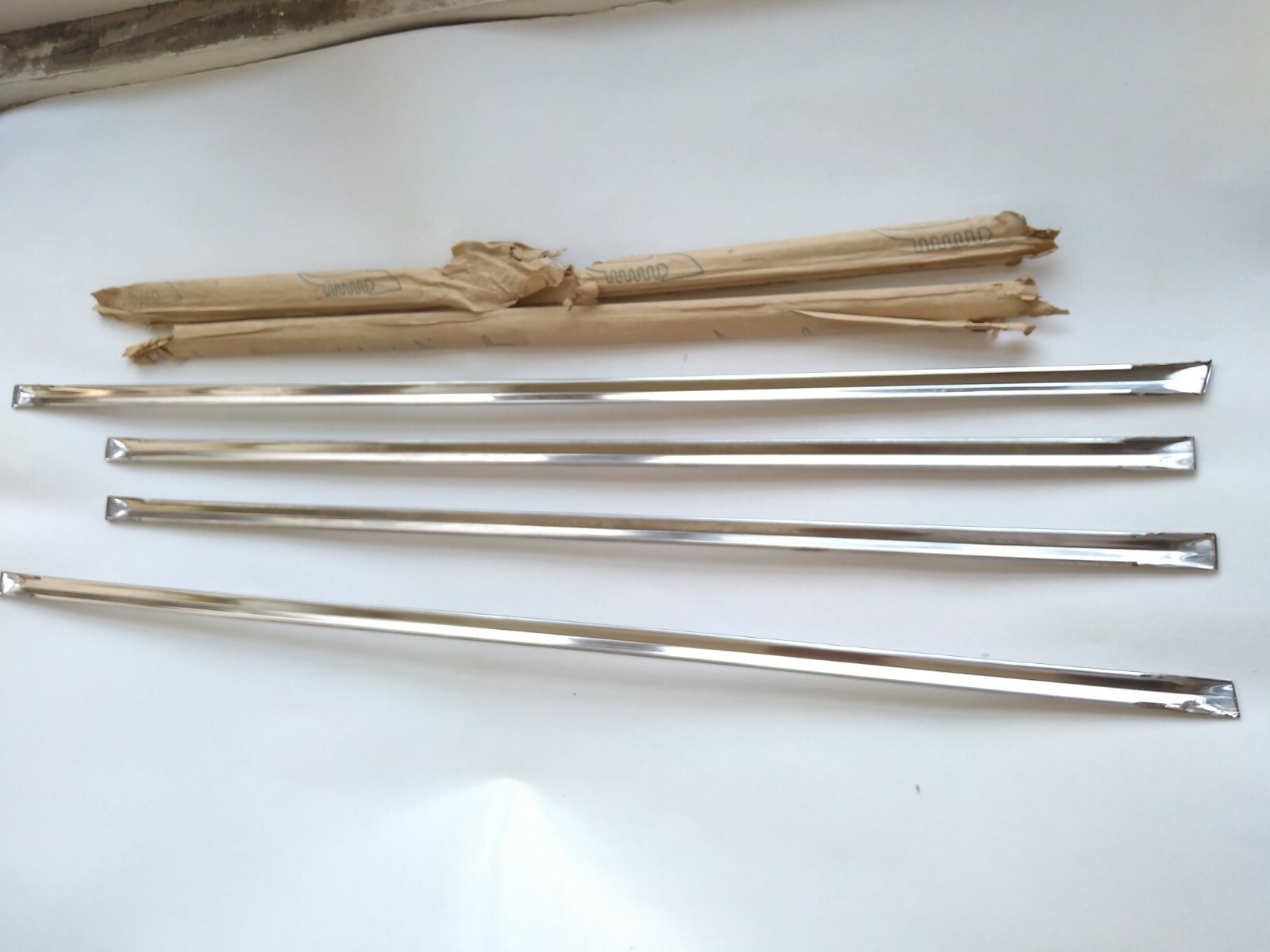 Fiat 1100 R Door Molding Trims Original 4 PCS Right and Left Exterior Italy . Fiat 1100 R Door Molding Trims Original 4 PCS Right and Left Exterior Italy .