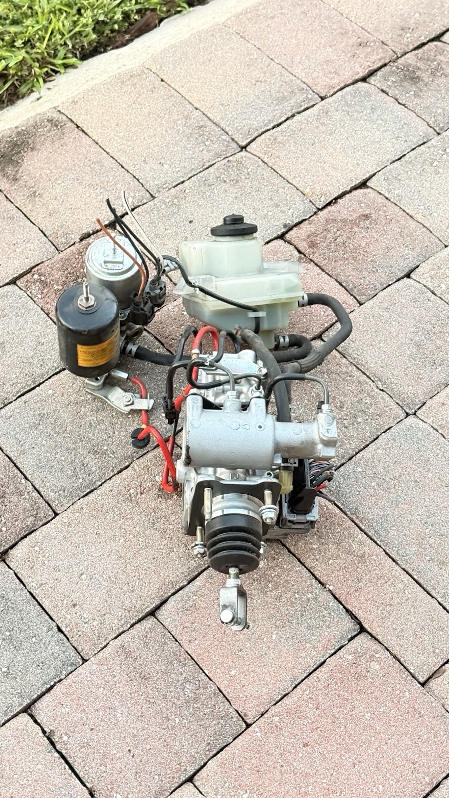 2010-2015 Toyota Prius ABS Brake Booster Master Cylinder Pump Set OEM