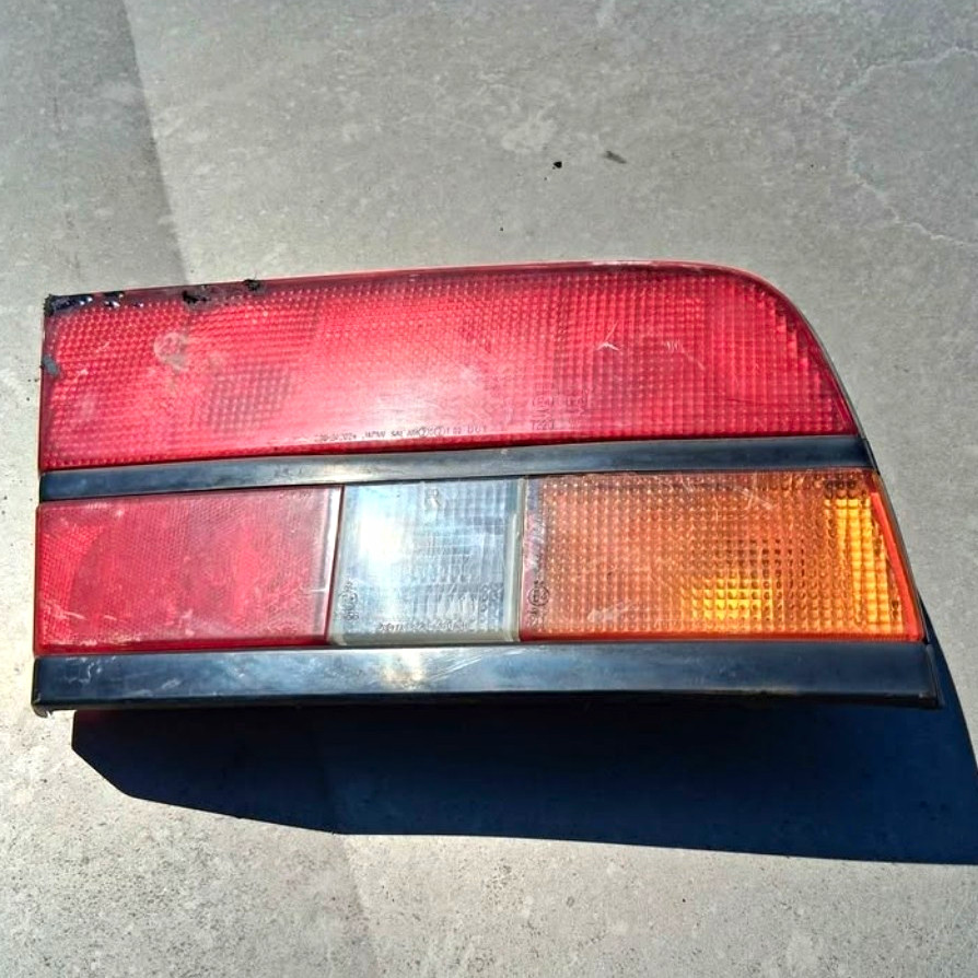1984-1986 Nissan 300ZX Z31 Passenger Right Tail Light Lamp Assembly Non Turbo 1984-1986 Nissan 300ZX Z31 Passenger Right Tail Light Lamp Assembly Non Turbo