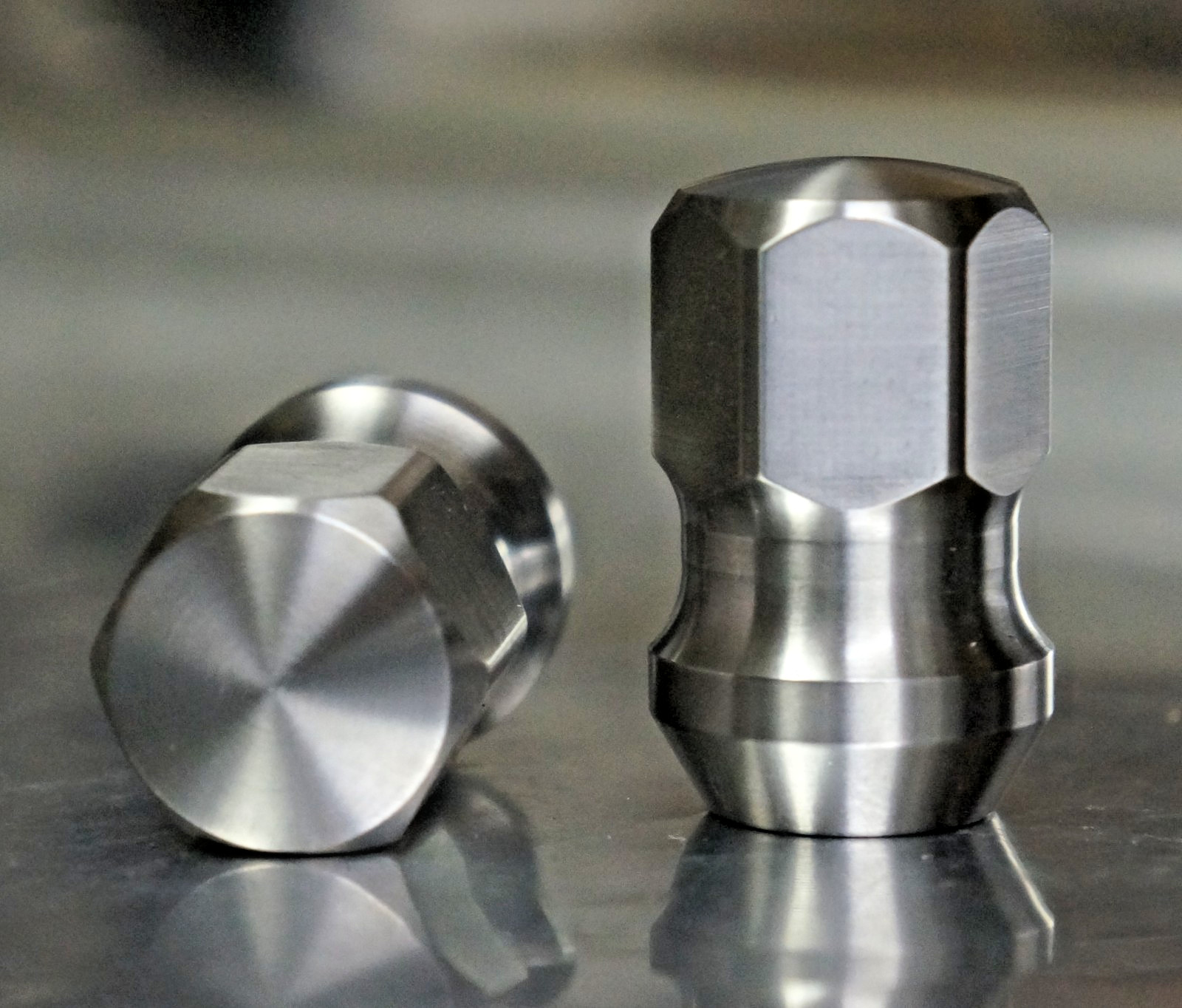 ZAKGEAR Closed End Titanium Wheel Lug Nut 12x1.5 19mm 60deg Acorn Seat 20x