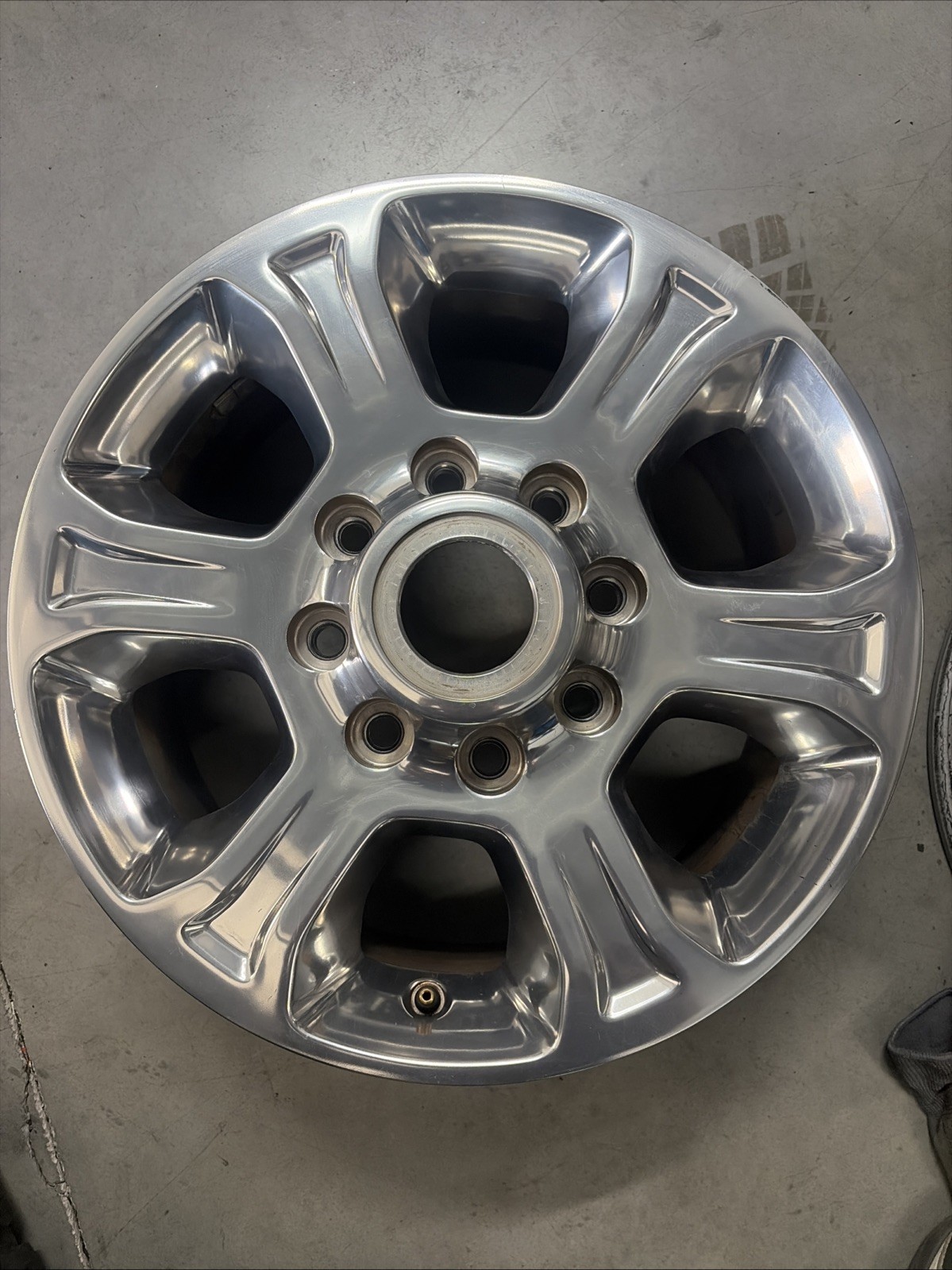 Dodge Polished OEM Wheel 18x8 2019-2026 Factory Rim Original 6MP64AAAAA - 2692