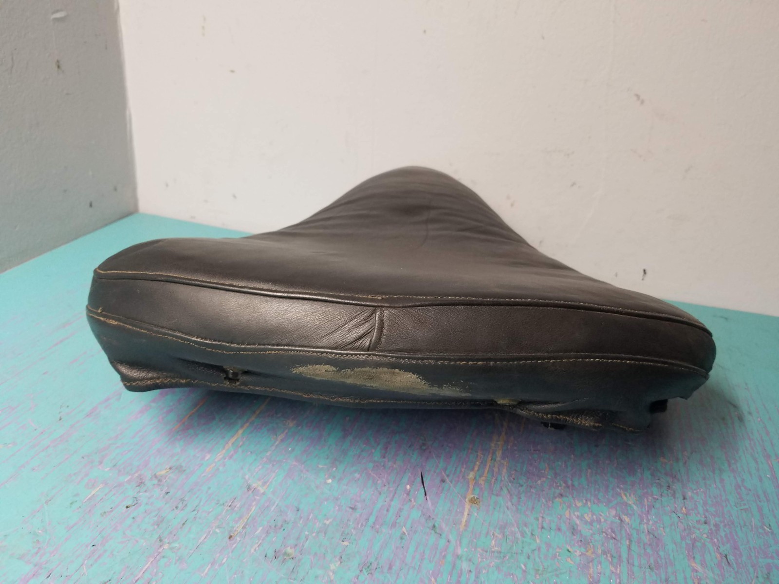 Bates Seat Vintage Chopper Leather Knucklehead Panhead Bates Seat Vintage Chopper Leather Knucklehead Panhead