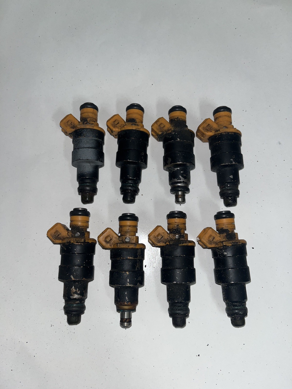 OEM 8pcs Fuel Injectors FOR 1985-2003 FORD F150 F250 EXCURSION MUSTANG E150 E250