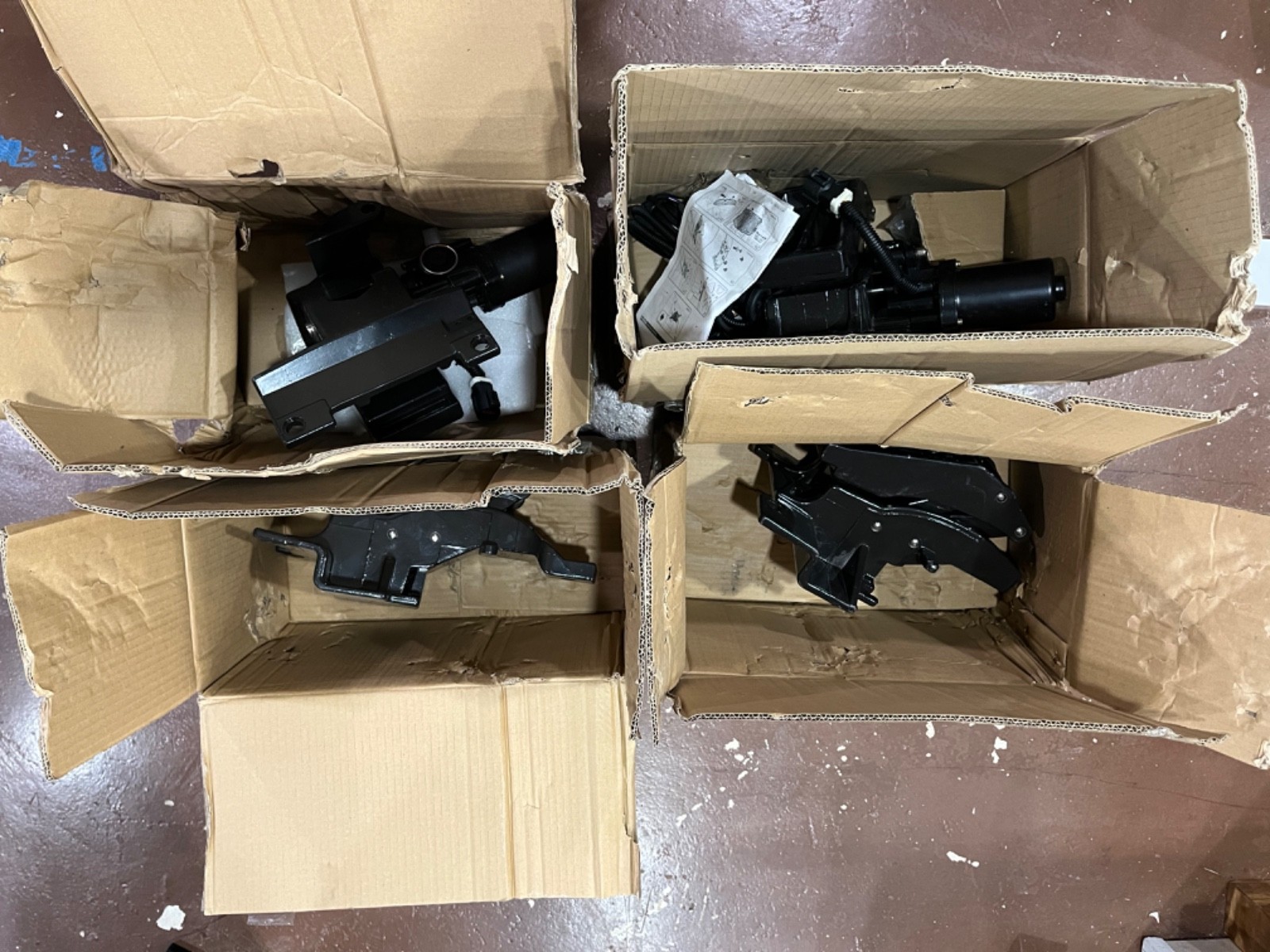 OEM Range Rover deployable power running board bracket set (2Motorized+2passive)