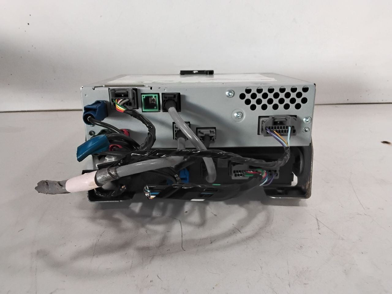 Audio Equipment Radio Receiver Touring Fits 21 PASSPORT 124907