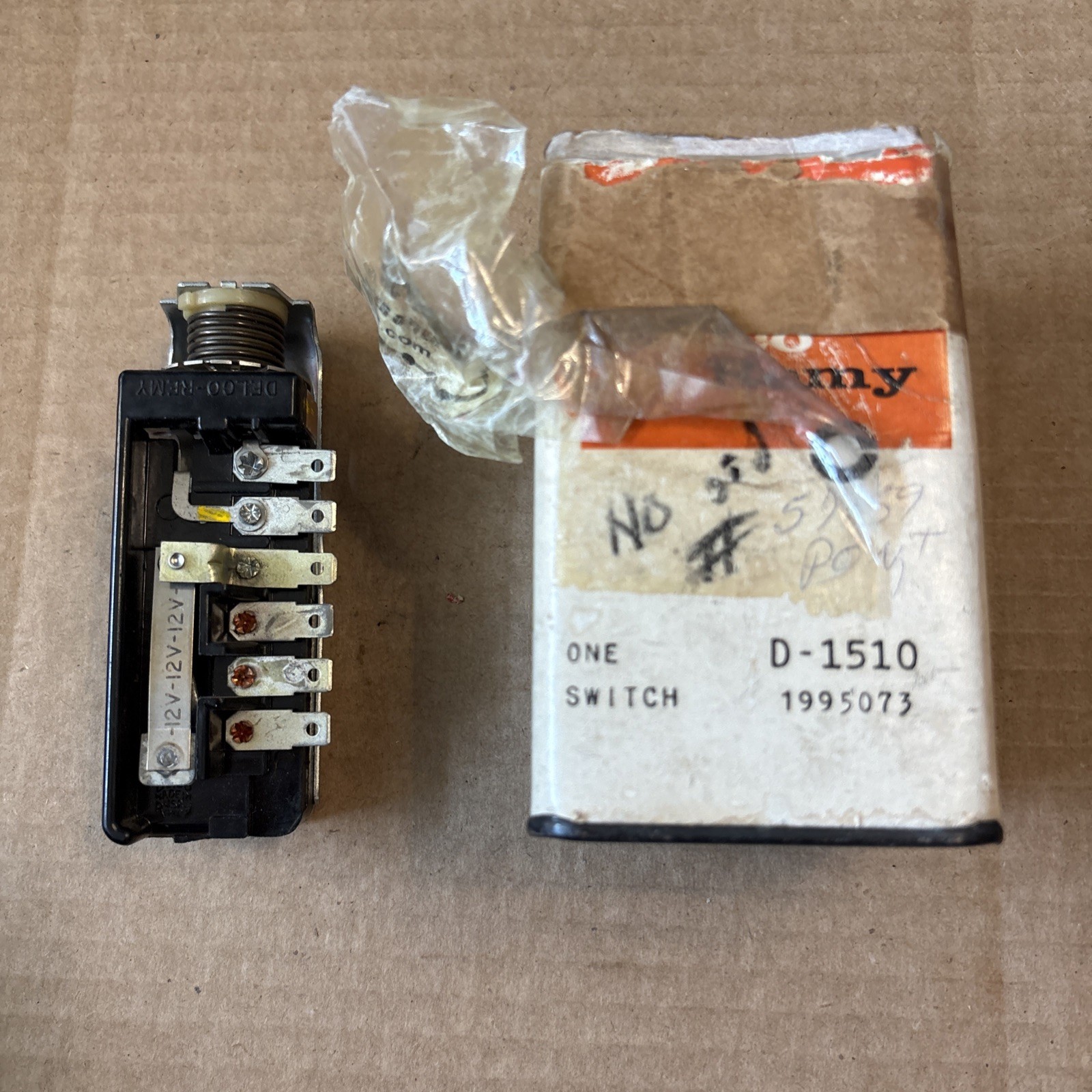 1957 1958 1959 Pontiac NOS Delco-Remy Headlight Switch GM # 1995073