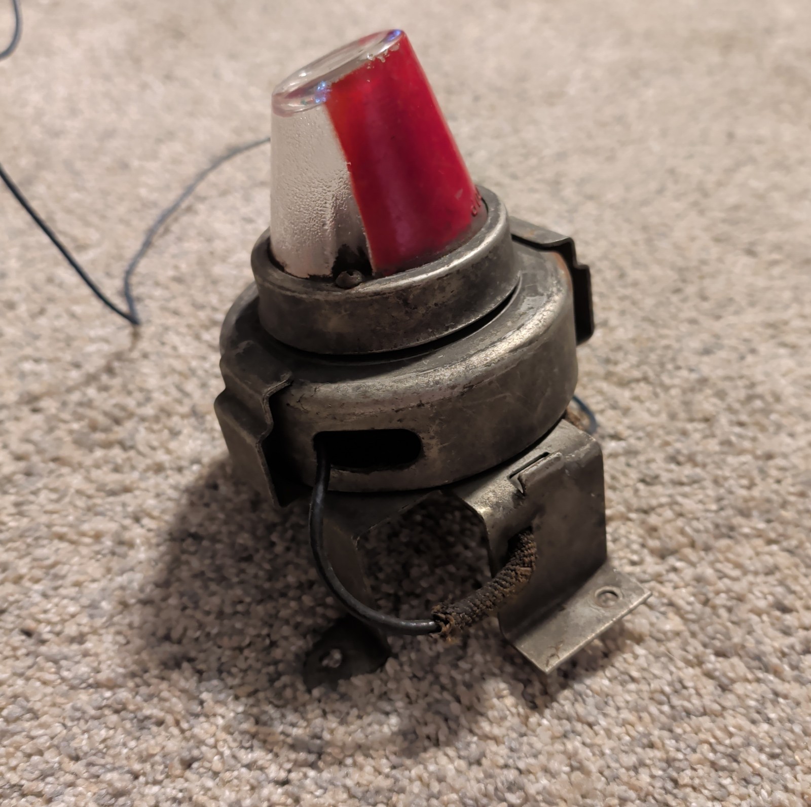 VINTAGE GM PONTIAC CHEVROLET UNDER HOOD LIGHT LAMP REEL OUT