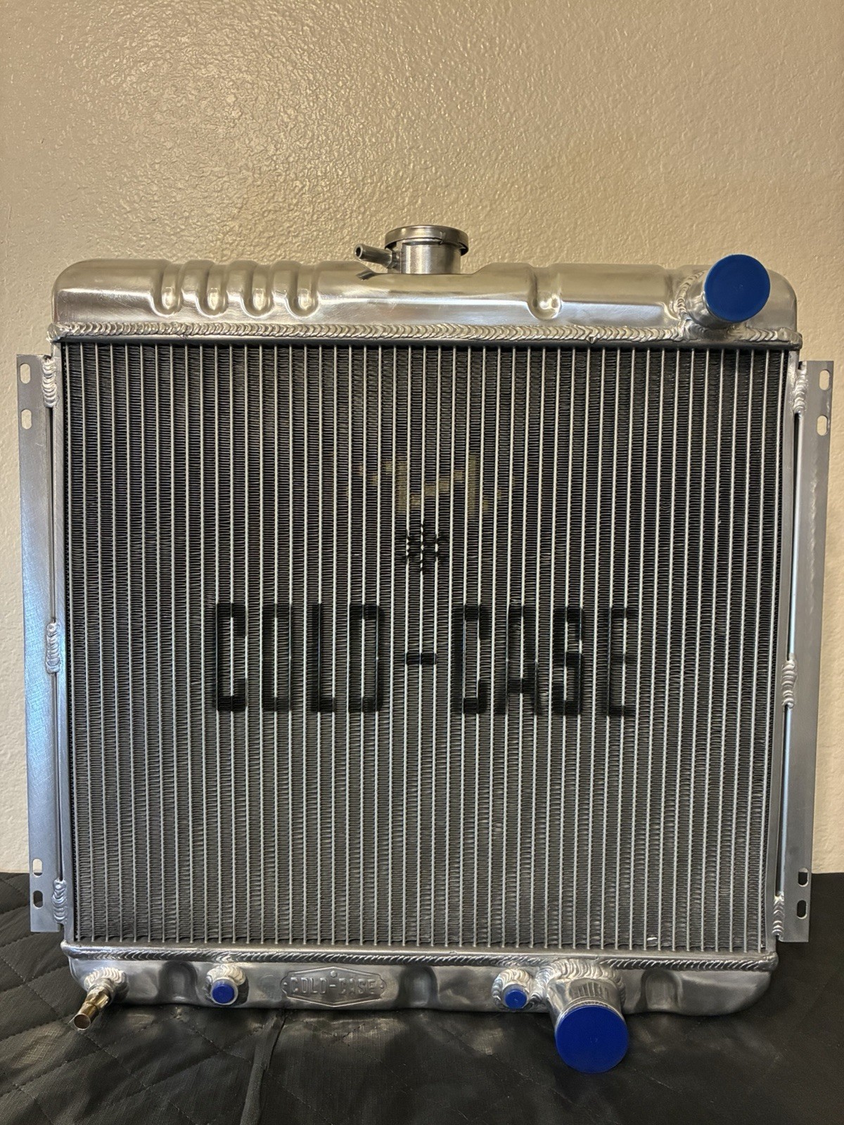 Cold Case Radiators Aluminum Performance 20” Mustang 289/302 67-70 Auto Trans