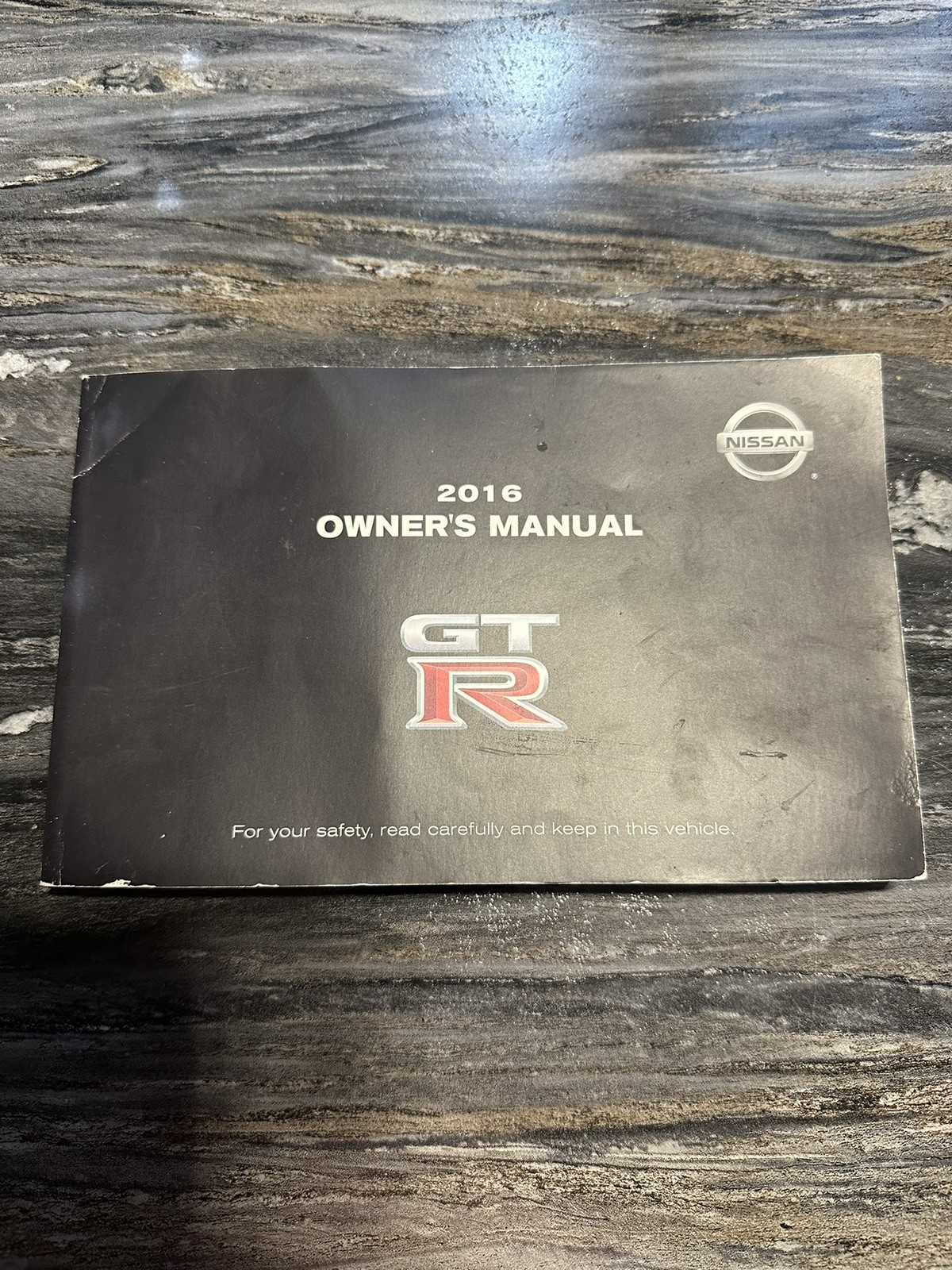 2016 Nissan GT-R Owner's Manual