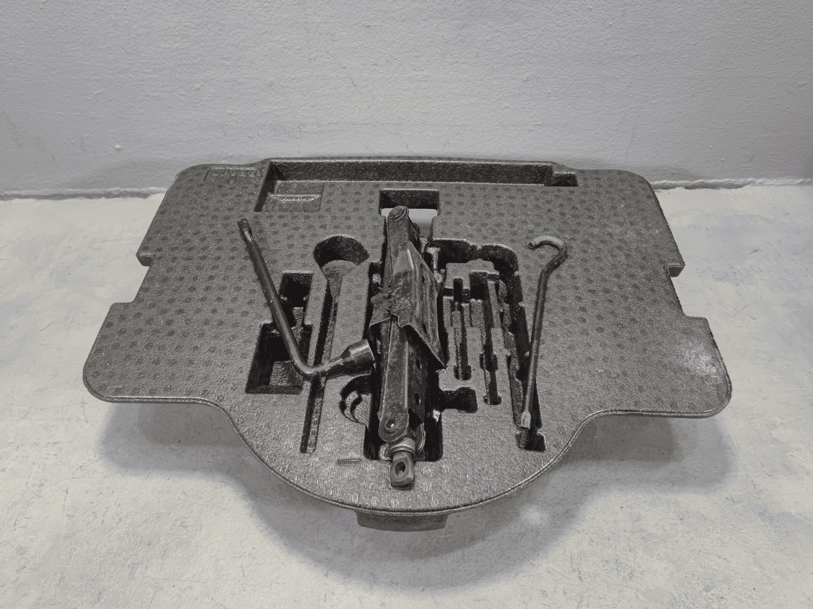 Honda Accord Spare Tire Wheel Lift Jack Tool Kit & Foam Holder OEM 2018-2022