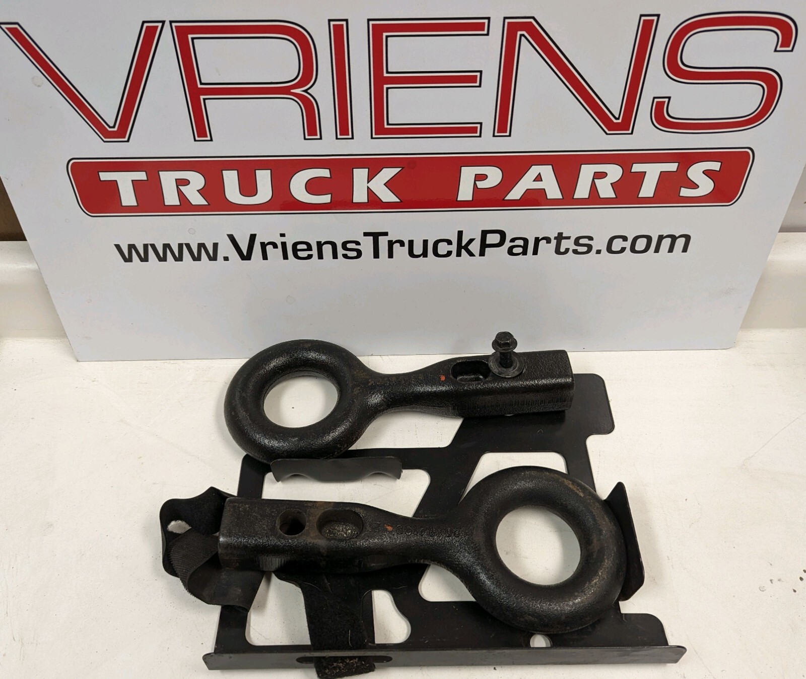 1998-2020 VOLVO VNL TOW KIT, PIN# 20434198 OFF 2012