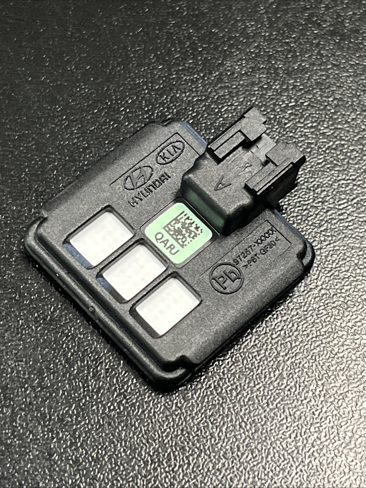 Hyundai Condensation/Humidity Sensor 97257-XXXXX (Fits 2020-2023 Sonata) Hyundai Condensation/Humidity Sensor 97257-XXXXX (Fits 2020-2023 Sonata)